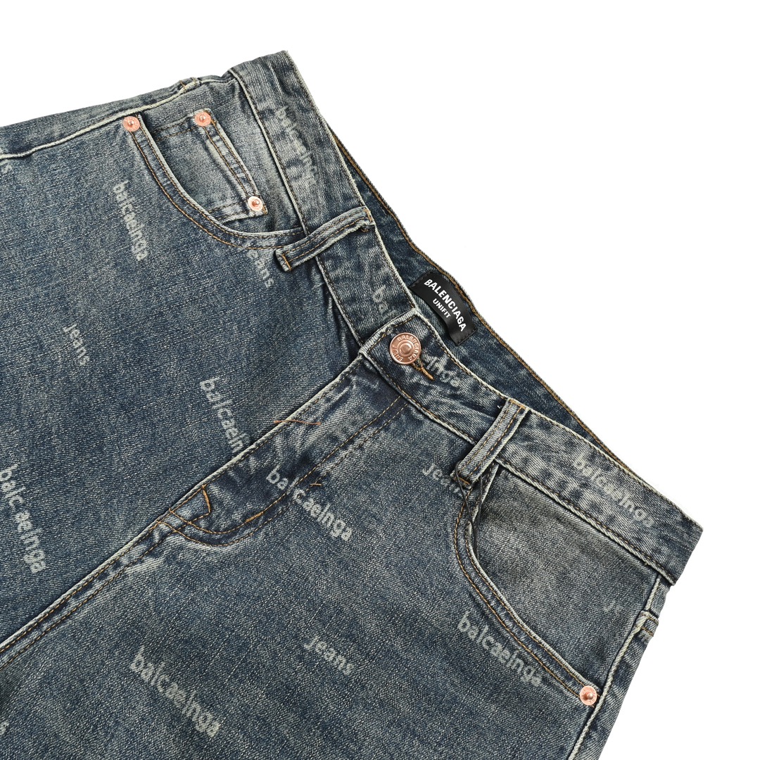 Balenciaga 23Fw all over printed distressed washed jeans