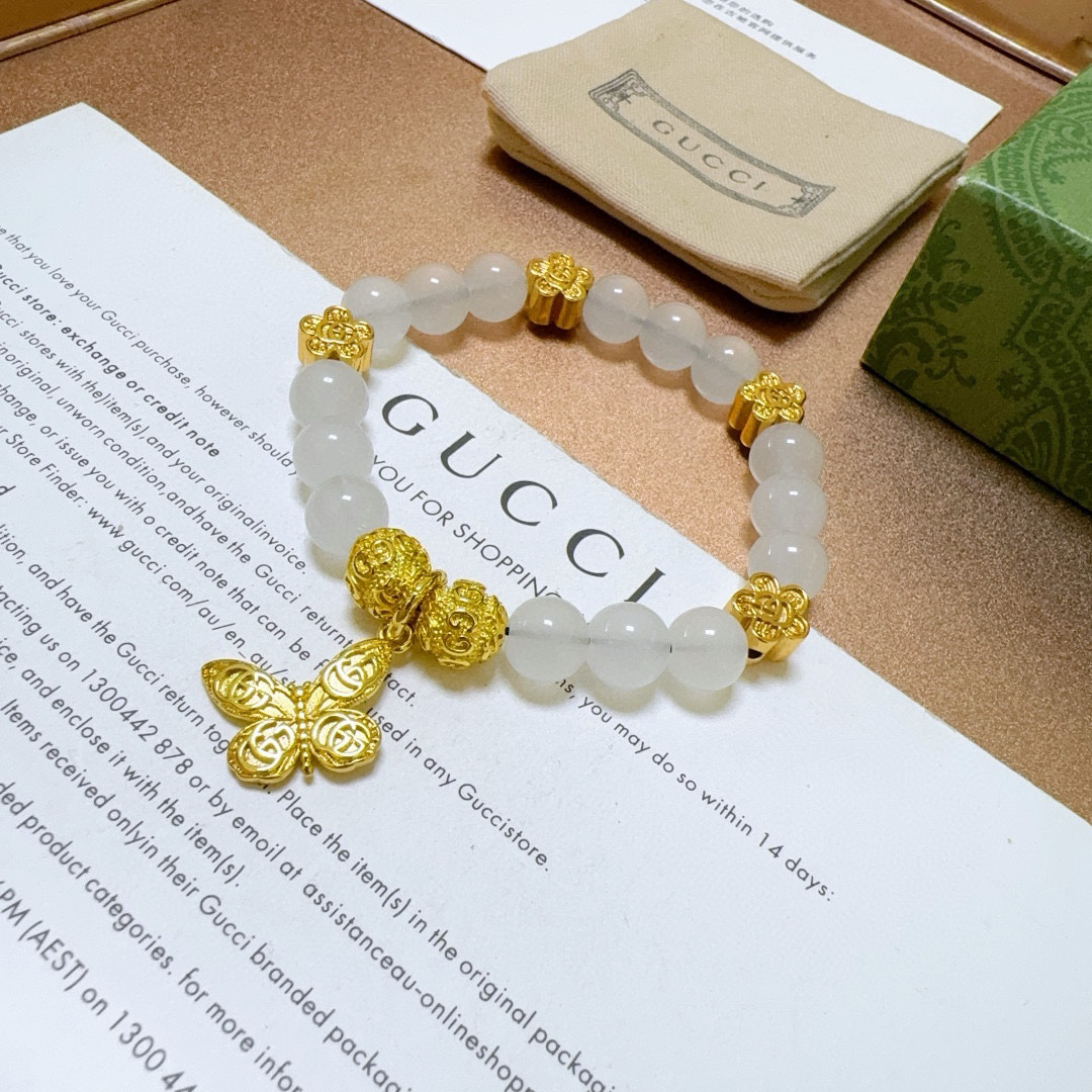 Gucci GG gold agate bracelet