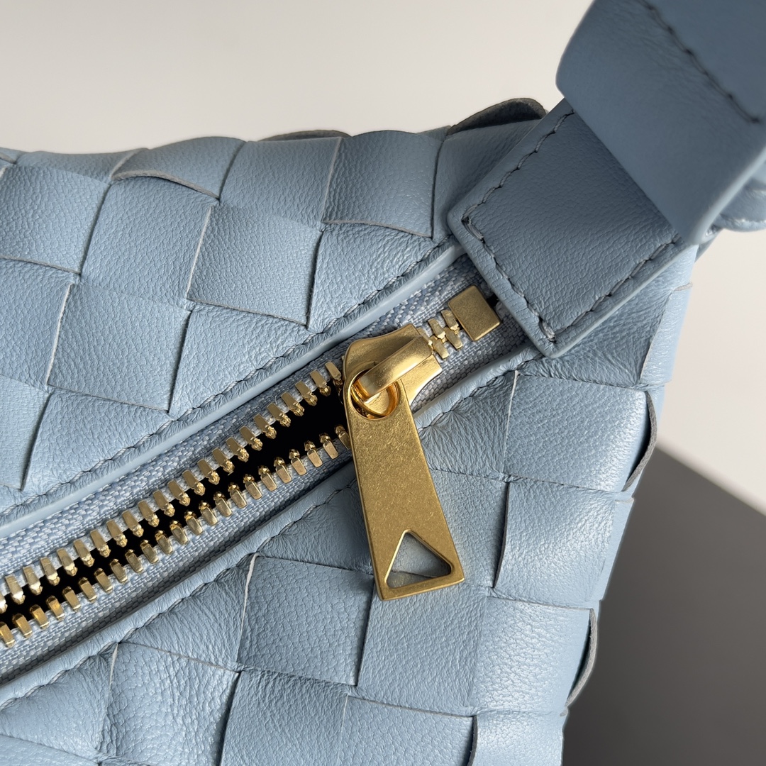 Bottega Veneta Year of the Snake Limited Edition Wallace Handbag 754443
