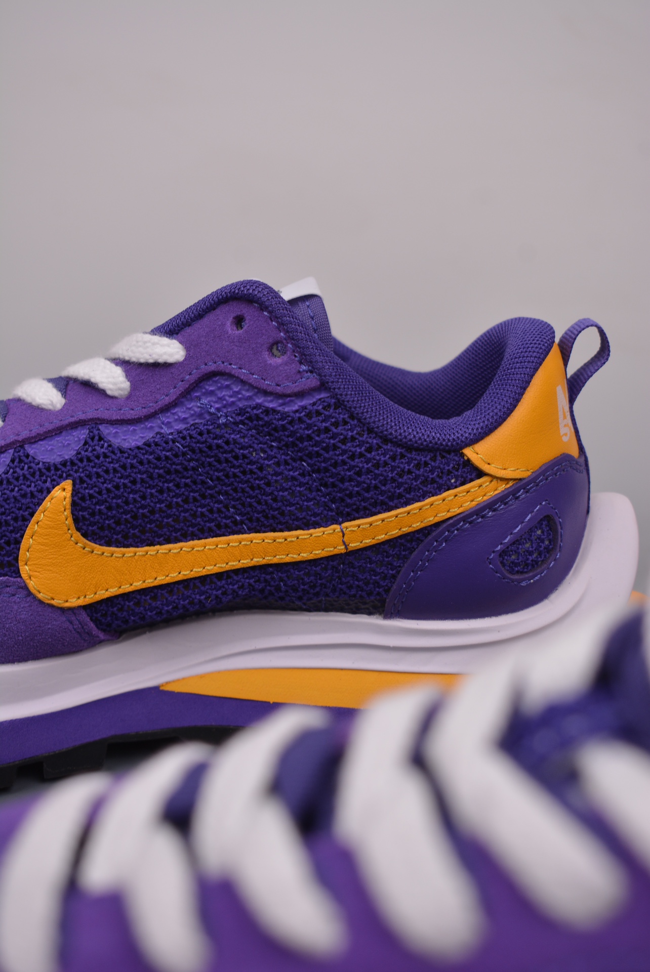 Sacai x Nike VaporWaffle 3.0 Laser Orange CV1363-103