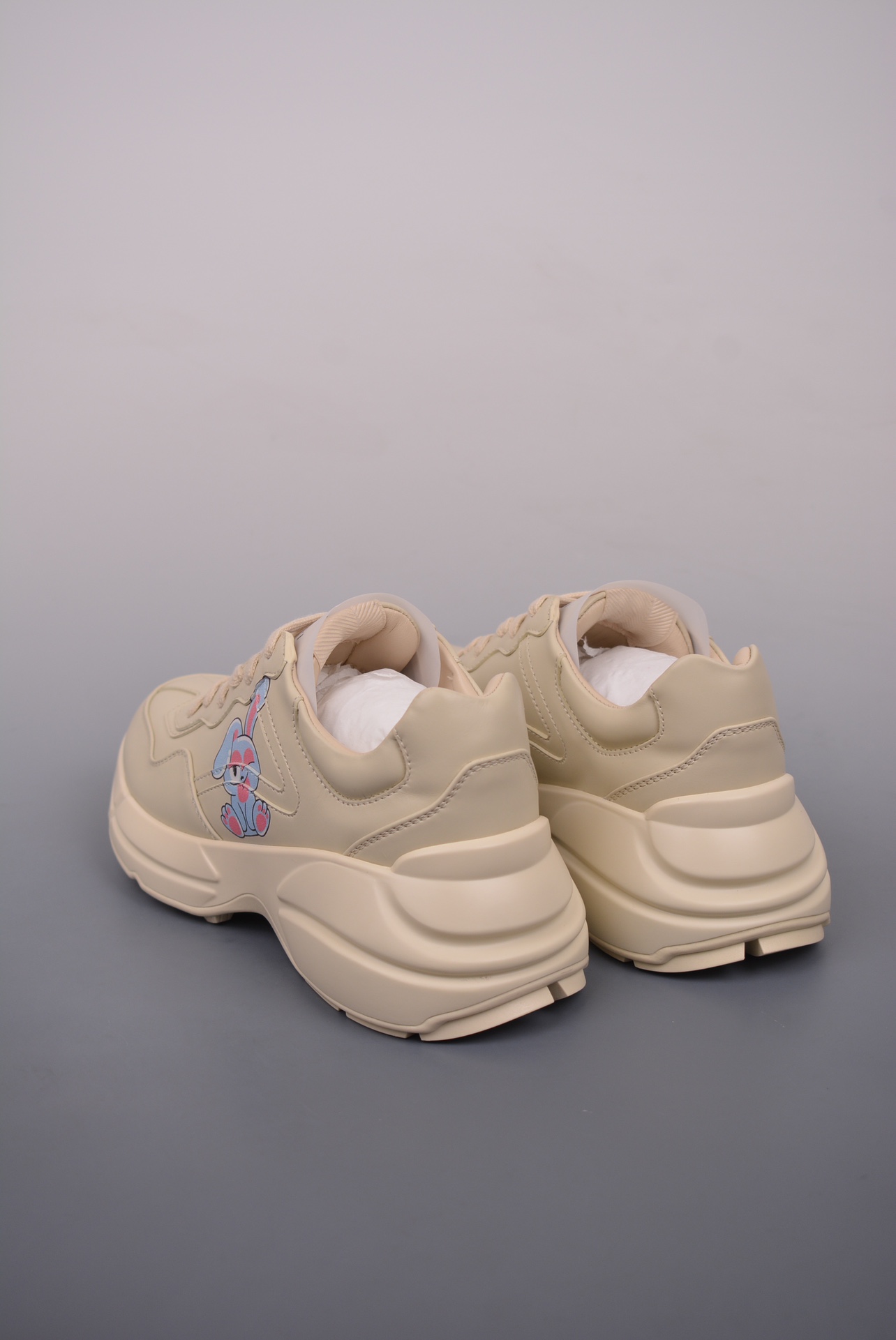 Gucci Leather Ivory White Rabbit Silk Print