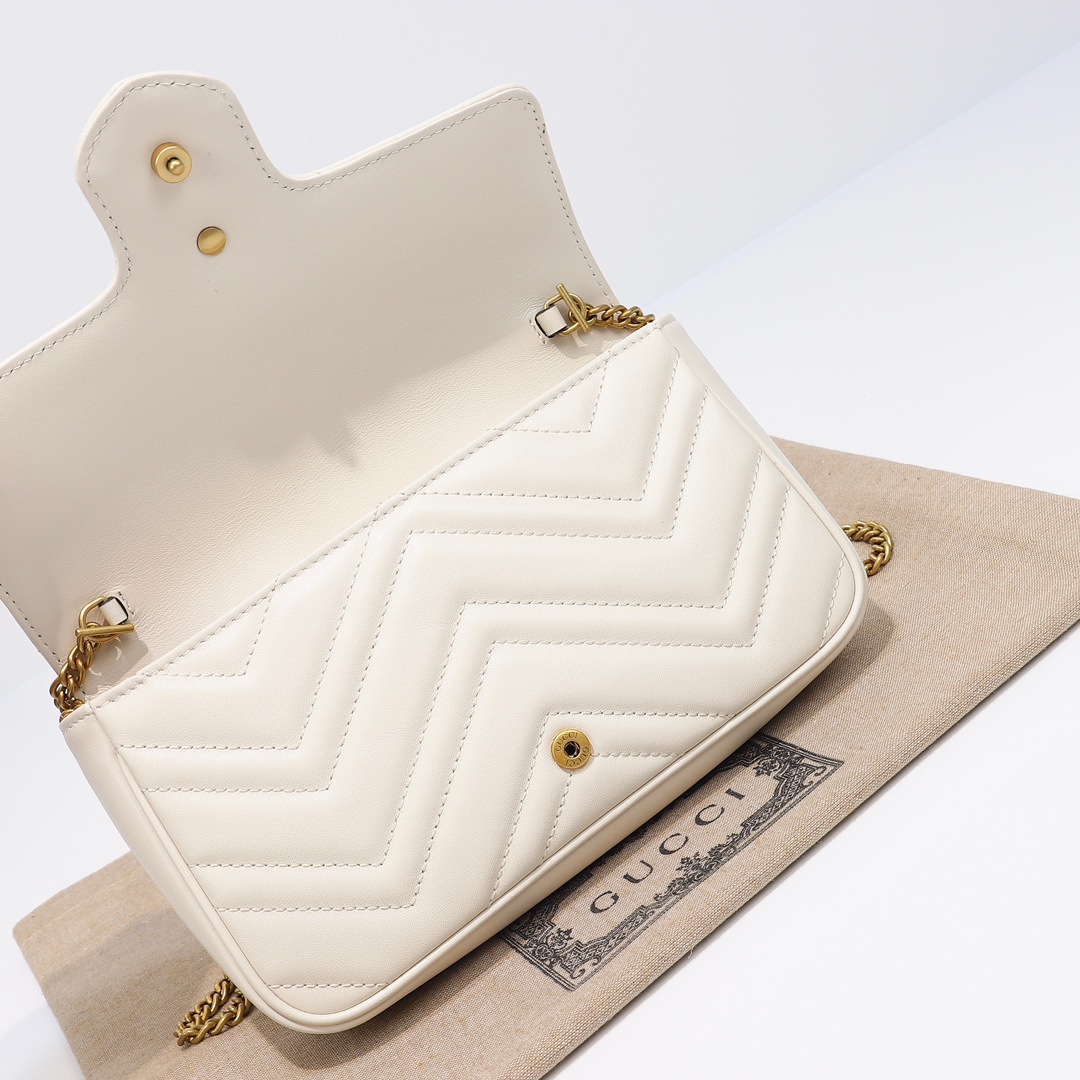 Gucci GG Marmont series small shoulder bag (with card holder) 751526 AACCE 9053
