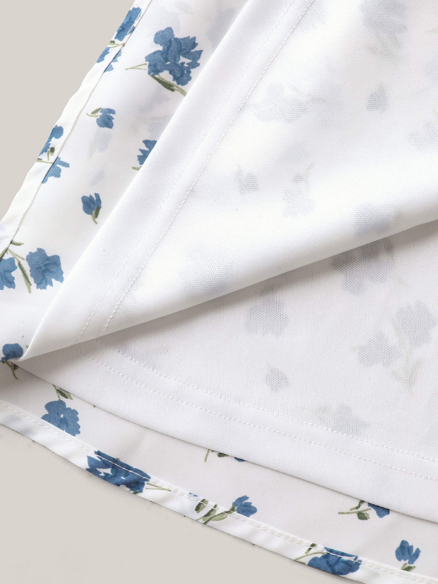 Delicate Floral Print Lotus Sleeve Blouse