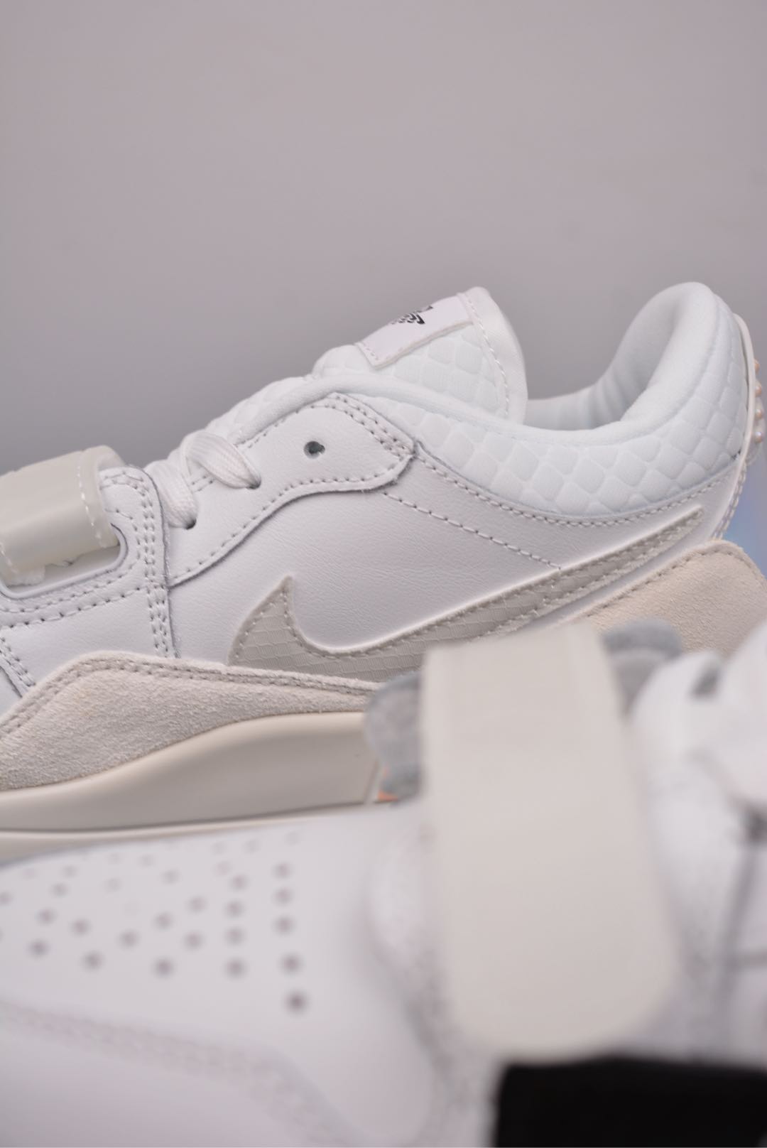 Nike Air Jordan Legacy 312 Low White Pink Blue HF3182-100