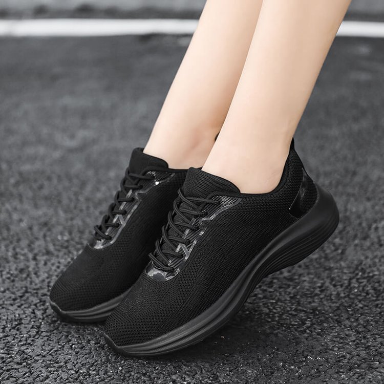 Women's Flying Woven Fashion Casual Sneakers