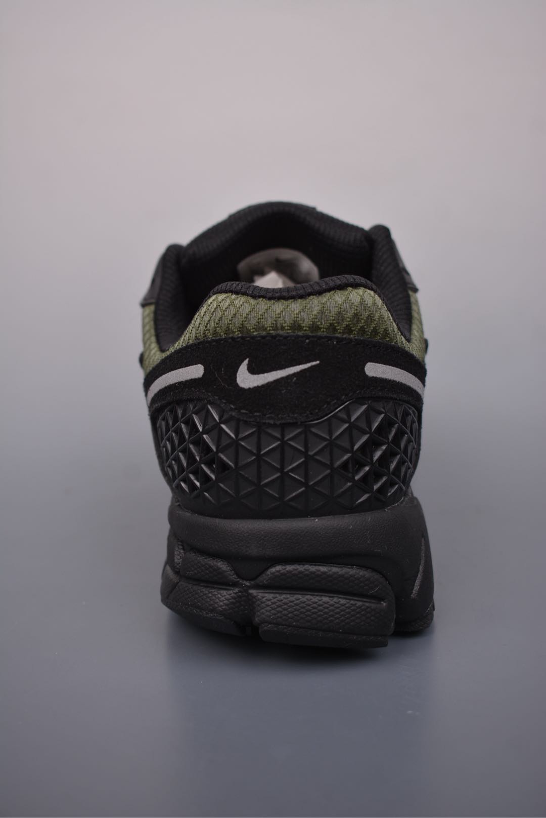 Nike Zoom Vomero 5 SP Black Green HV2527-001