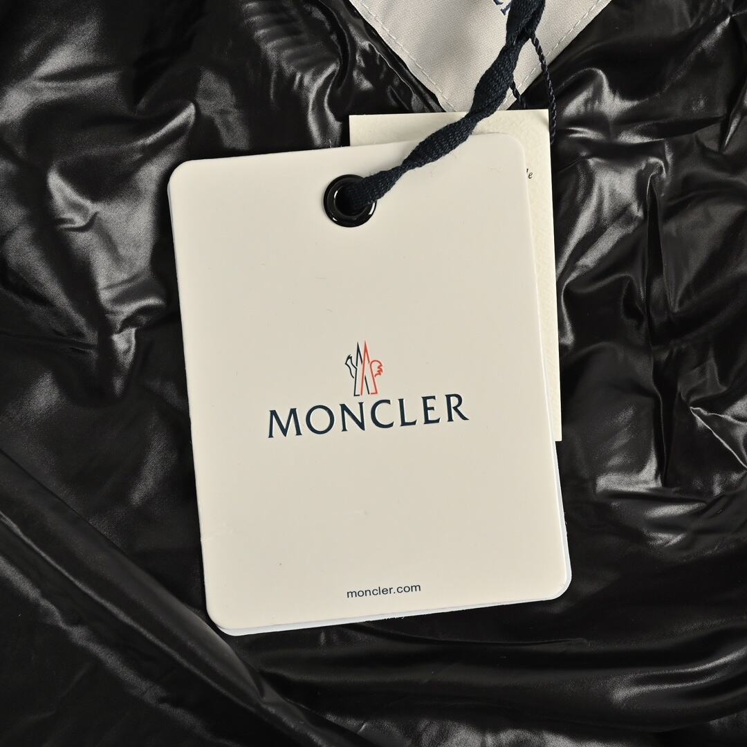 Moncler Lateltin M standard preppy down jacket