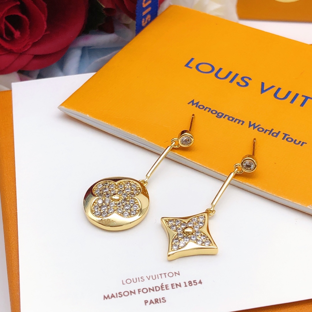Louis Vuitton Diamond Pendant Earrings
