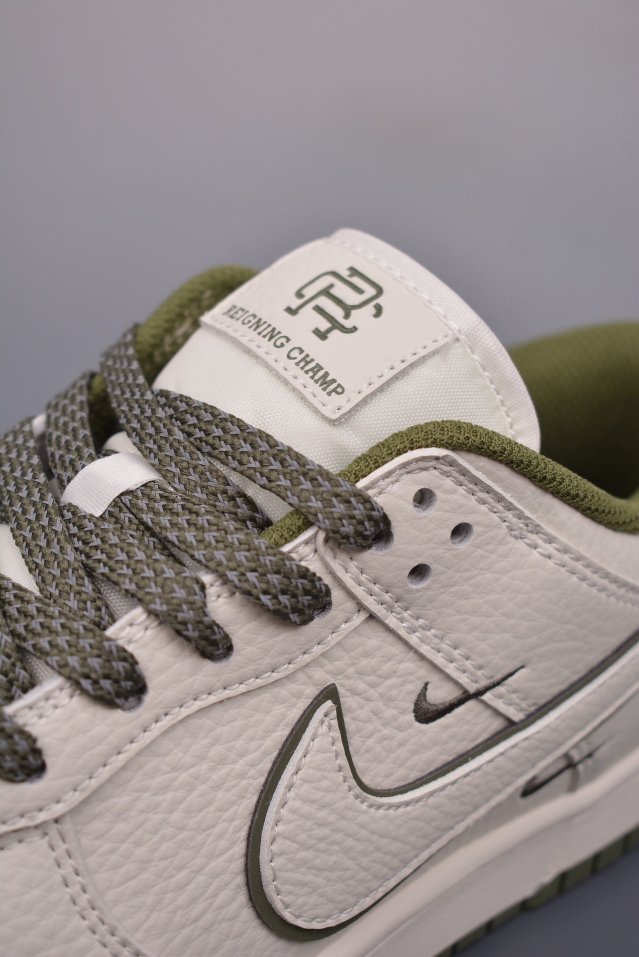 Reigning Champ x Nike SB Dunk Low RC Olive Green RC3085-893