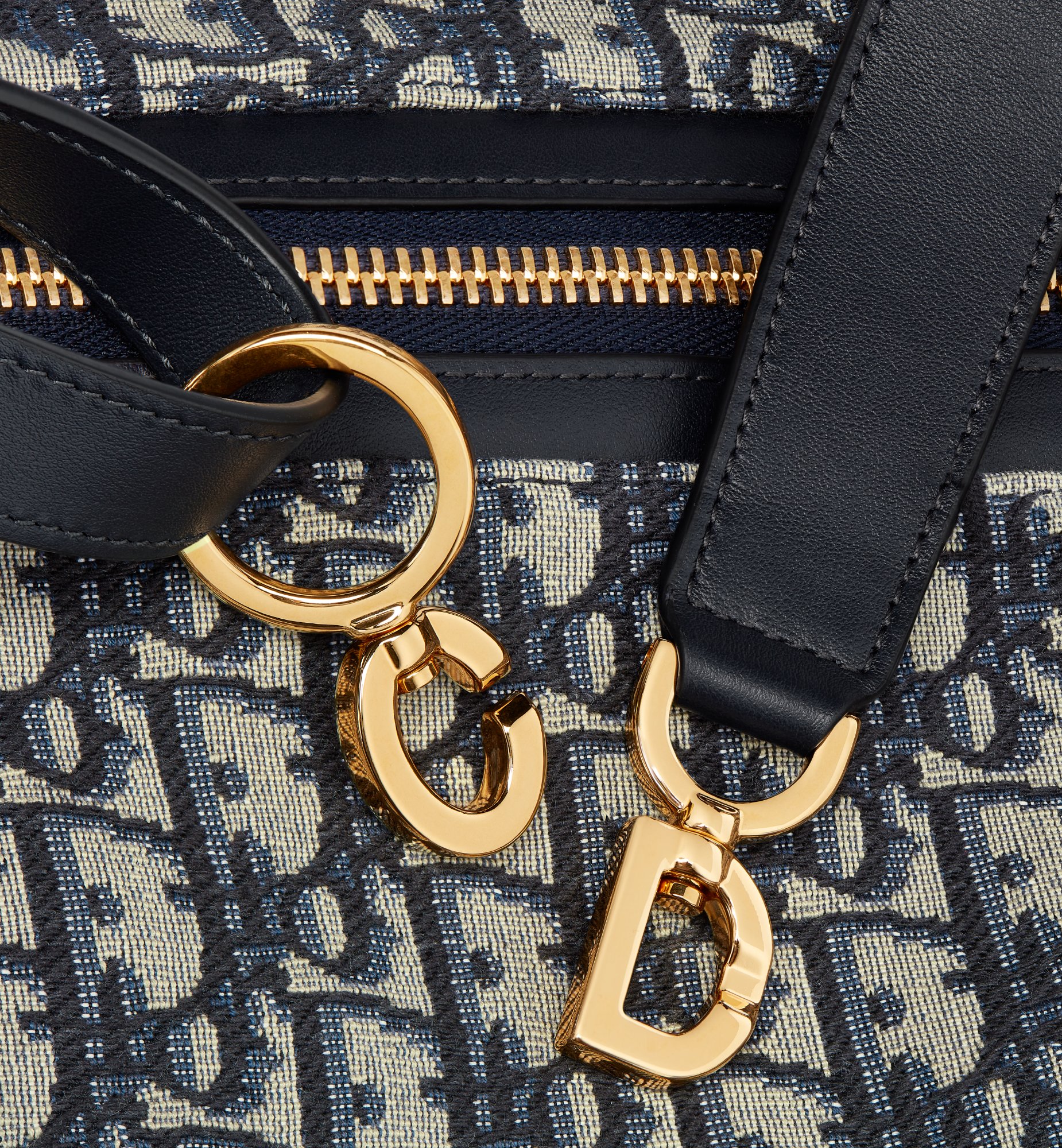 Dior Large D-Journey Bag M2418UTZQ_M928