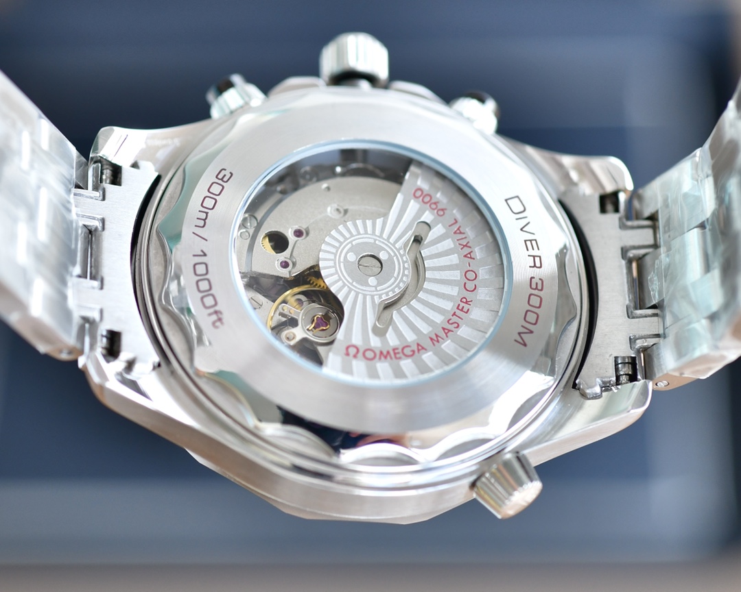 Omega Seamaster 300m Multi-Function 5-Hand Diving Watch