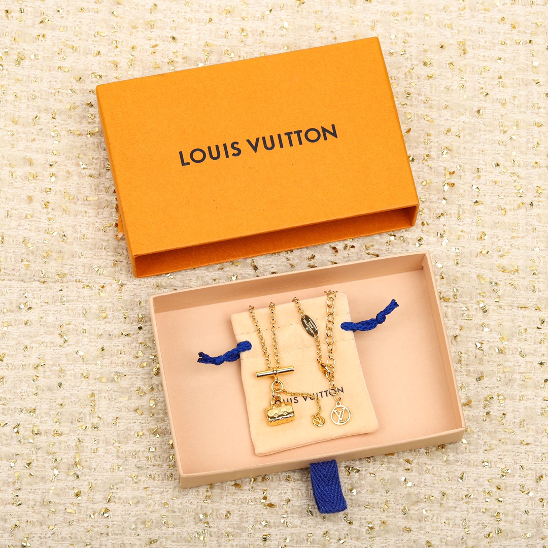 Louis Vuitton Classic Bags Necklaces