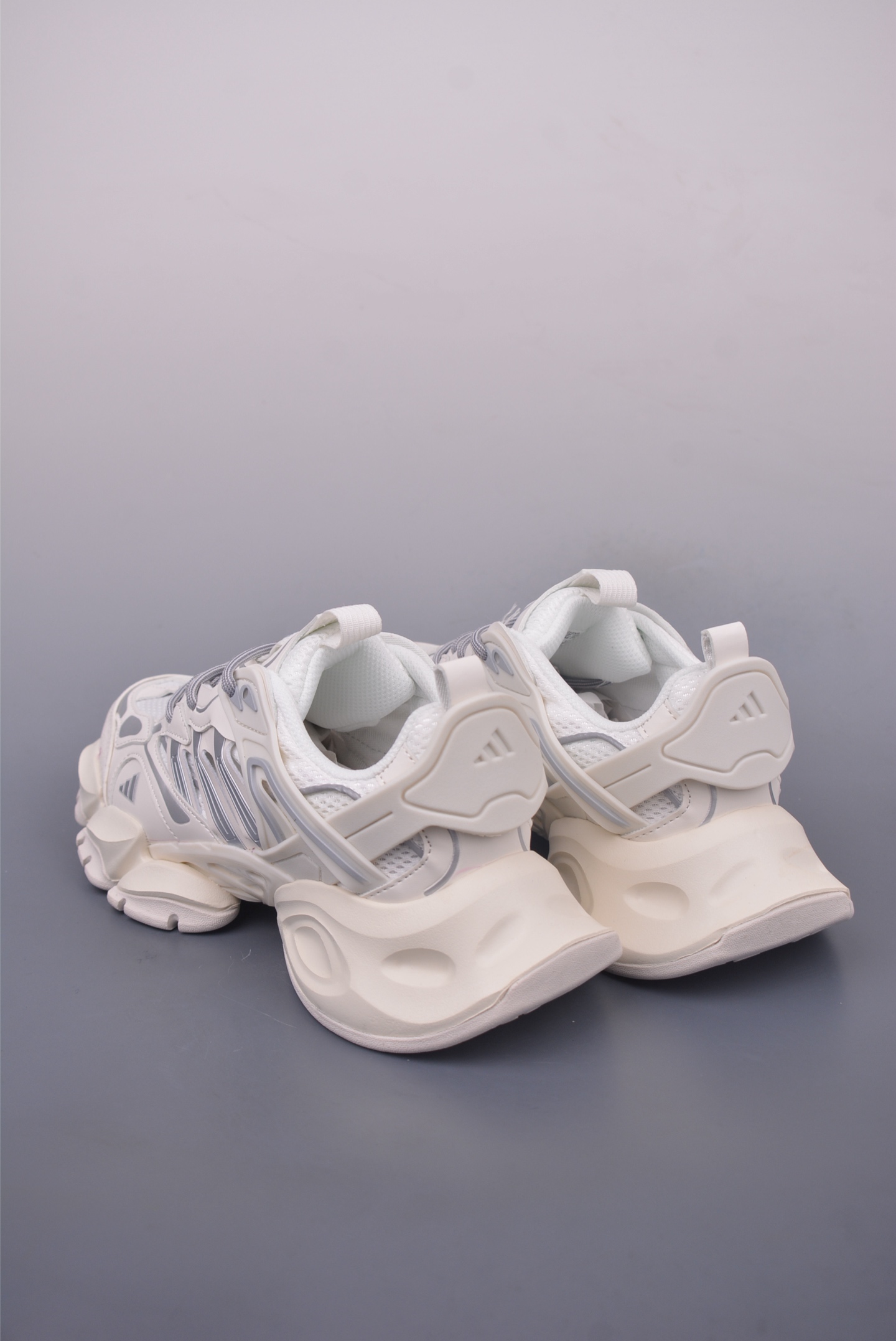 Adidas XLG Runner Deluxe Daddy Shoes Off-White Silver Gray IH1584