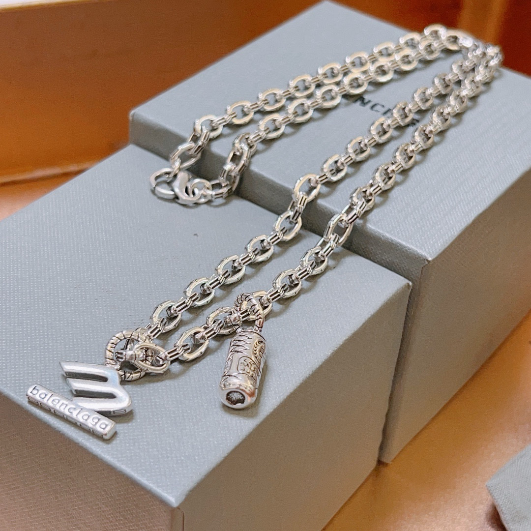 Balenciaga Letter E Chain Vintage Necklace