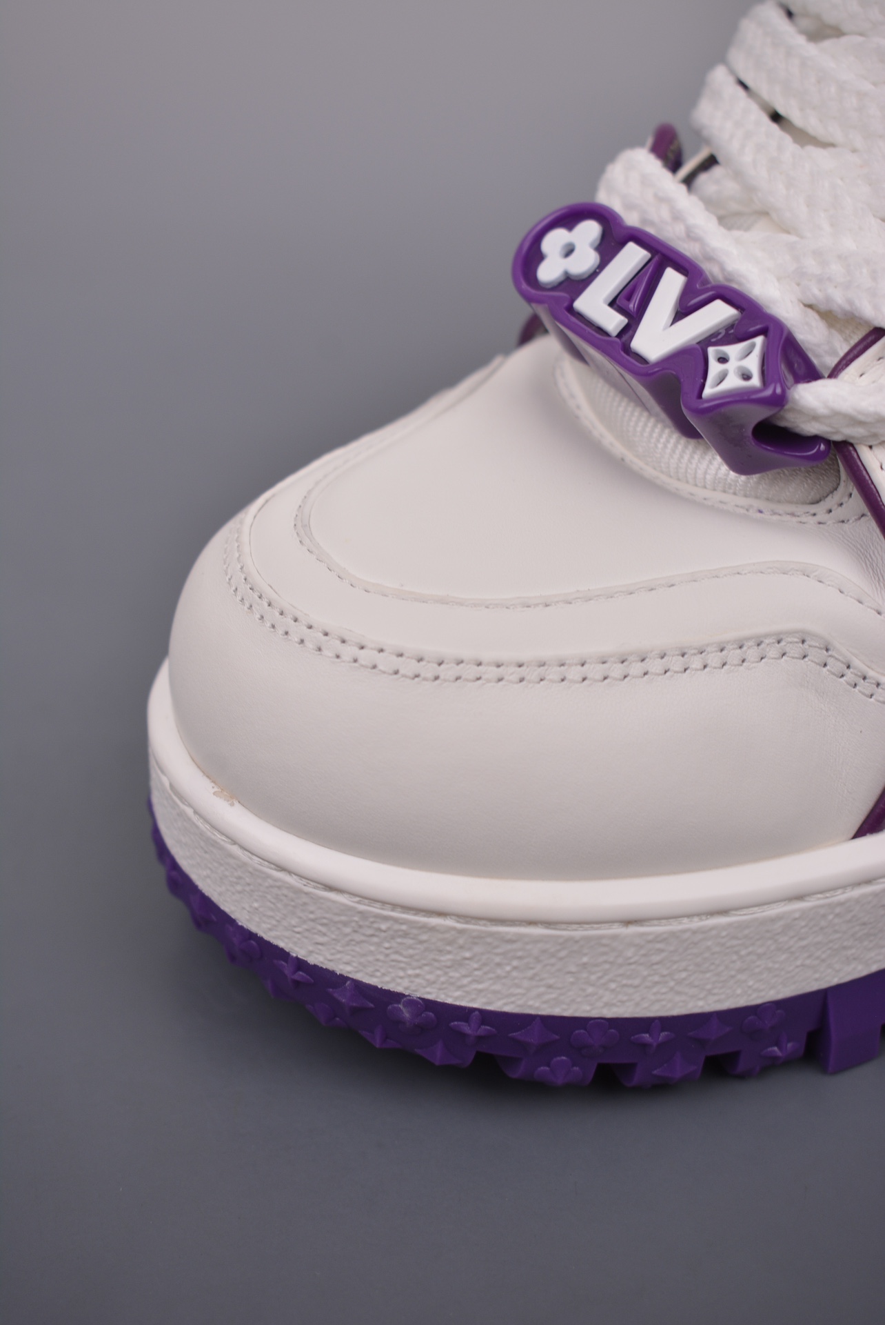 Louis Vuitton Trainer Maxi Low Sneaker White Purple 1ACPQ6