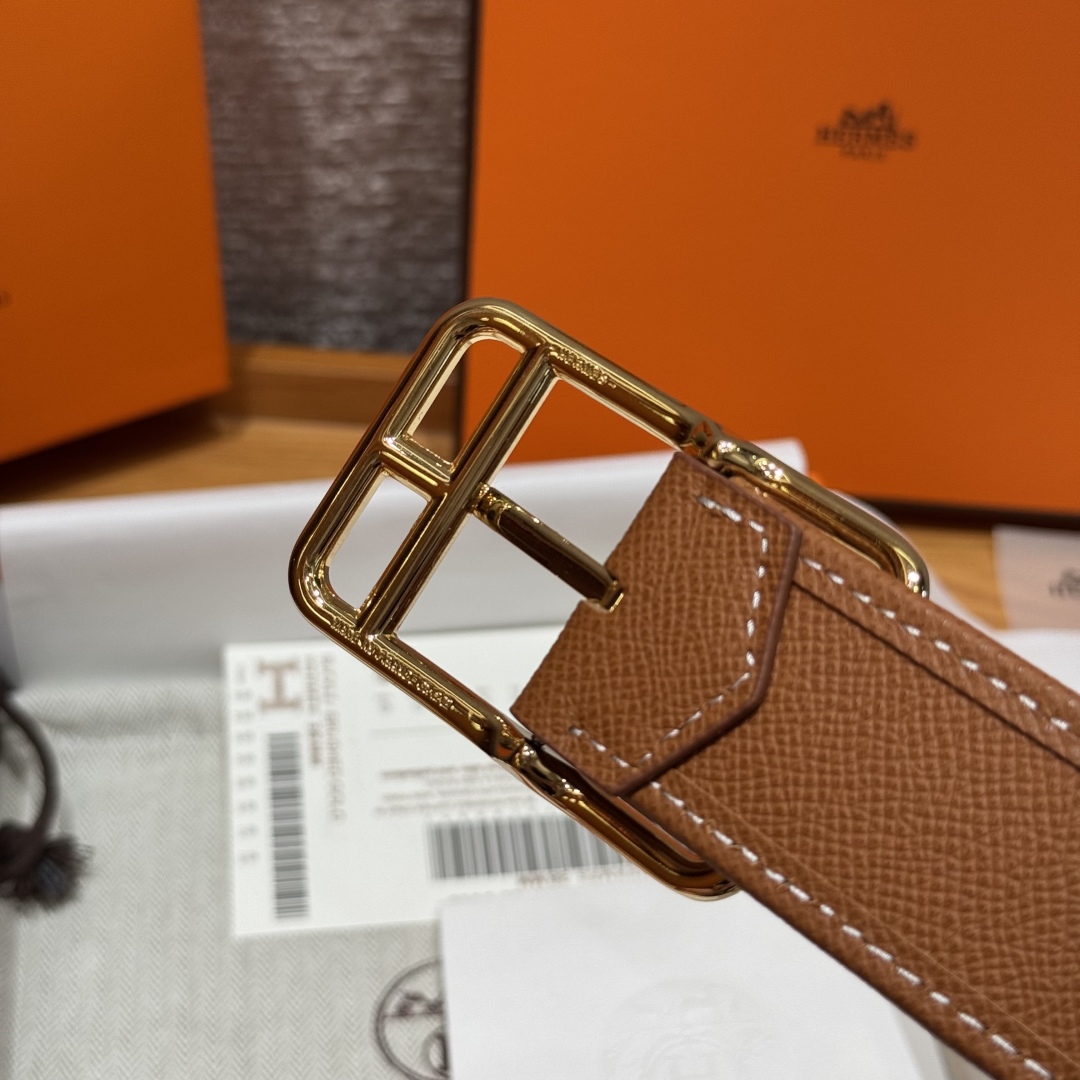 Hermès Half Cod Riviera double-faced leather belt, 3.8cm wide