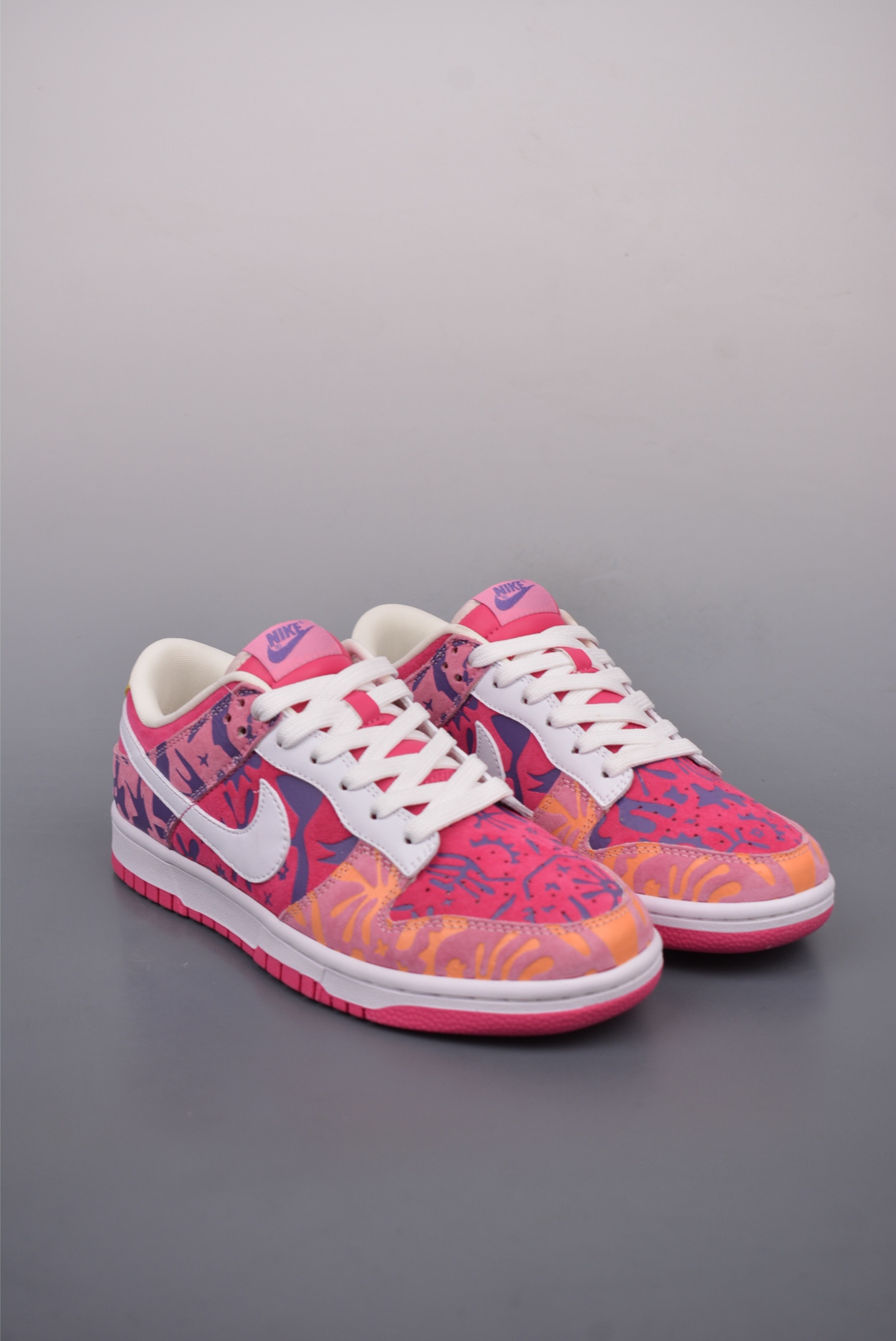 Nike By You SB Dunk Low Retro SP Light Pink Rose Graffiti XD6188-047