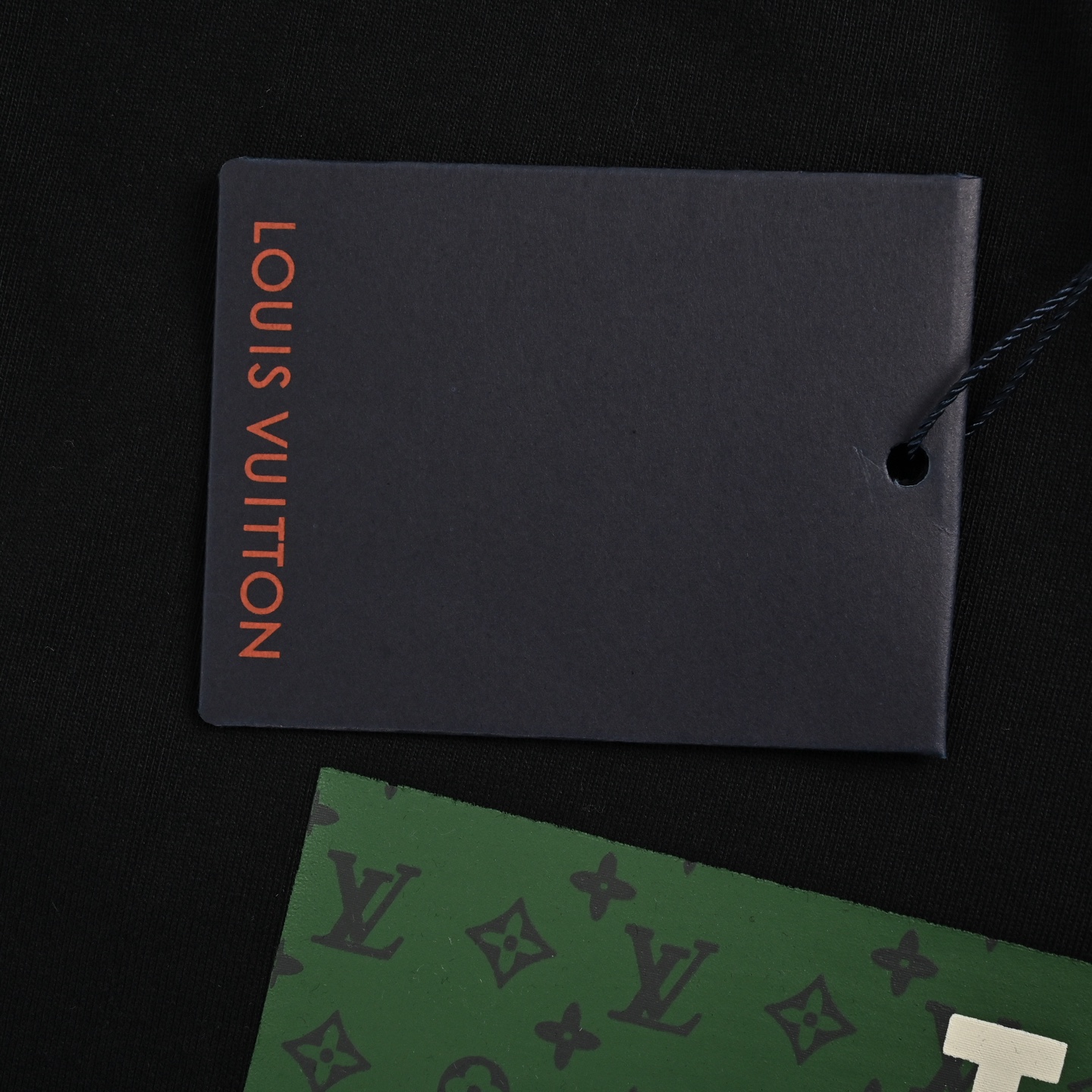 Louis Vuitton Fox silhouette short sleeves