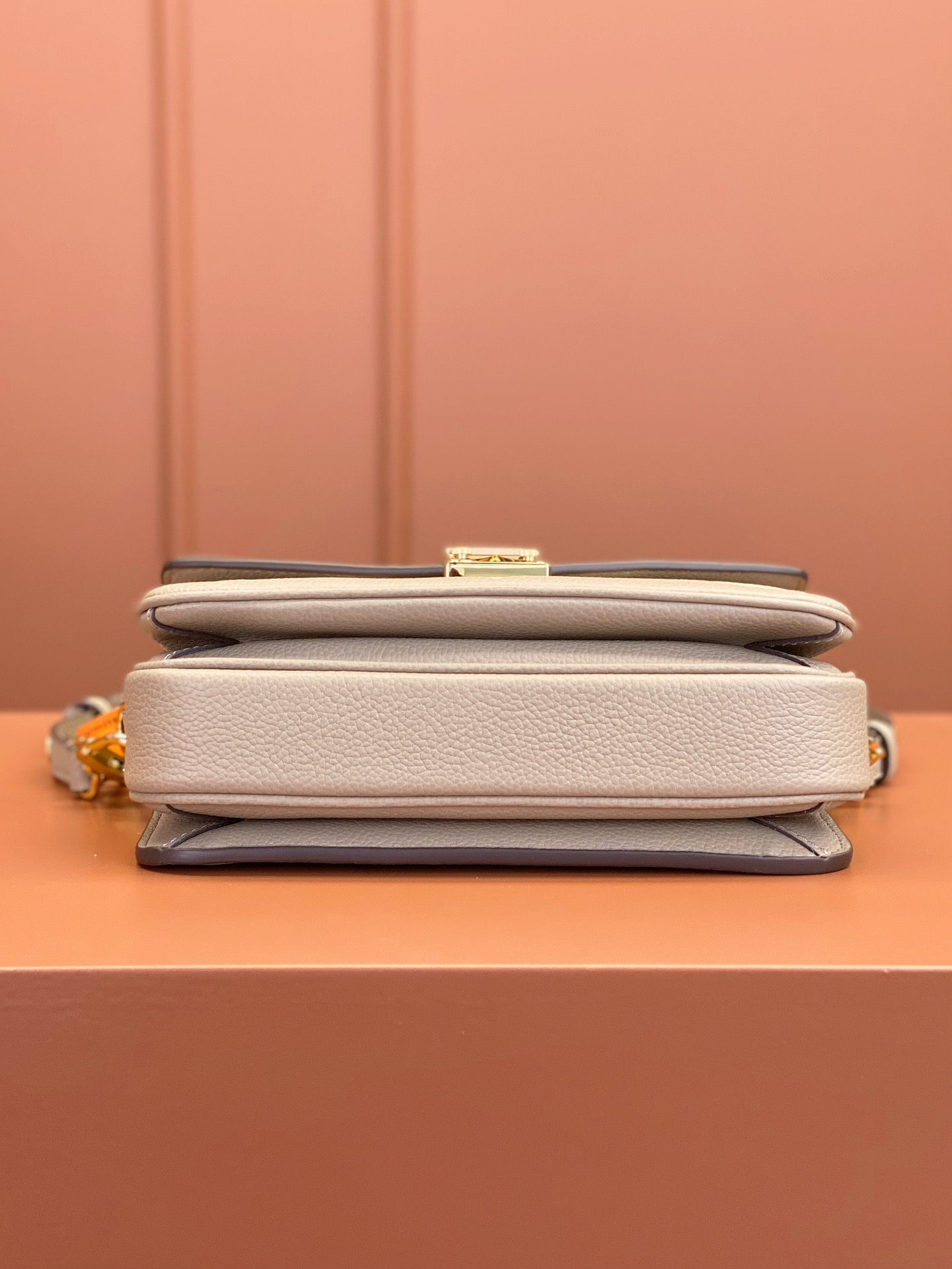 Louis Vuitton POCHETTE MÉTIS EAST WEST Bag M23081