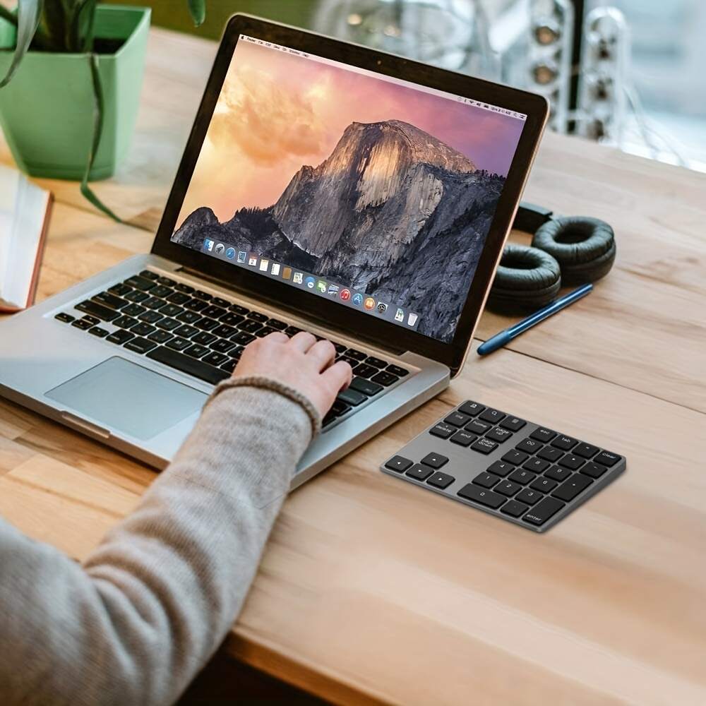 [Wireless Numeric Keyboard] 1pc Wireless 34-Key Numeric Keyboard | USB-C Rechargeable with Smart Recognition System, Compatible with MAC OS Computers, Includes USB Cable, Lithium Polymer Battery - Type-C Charging
