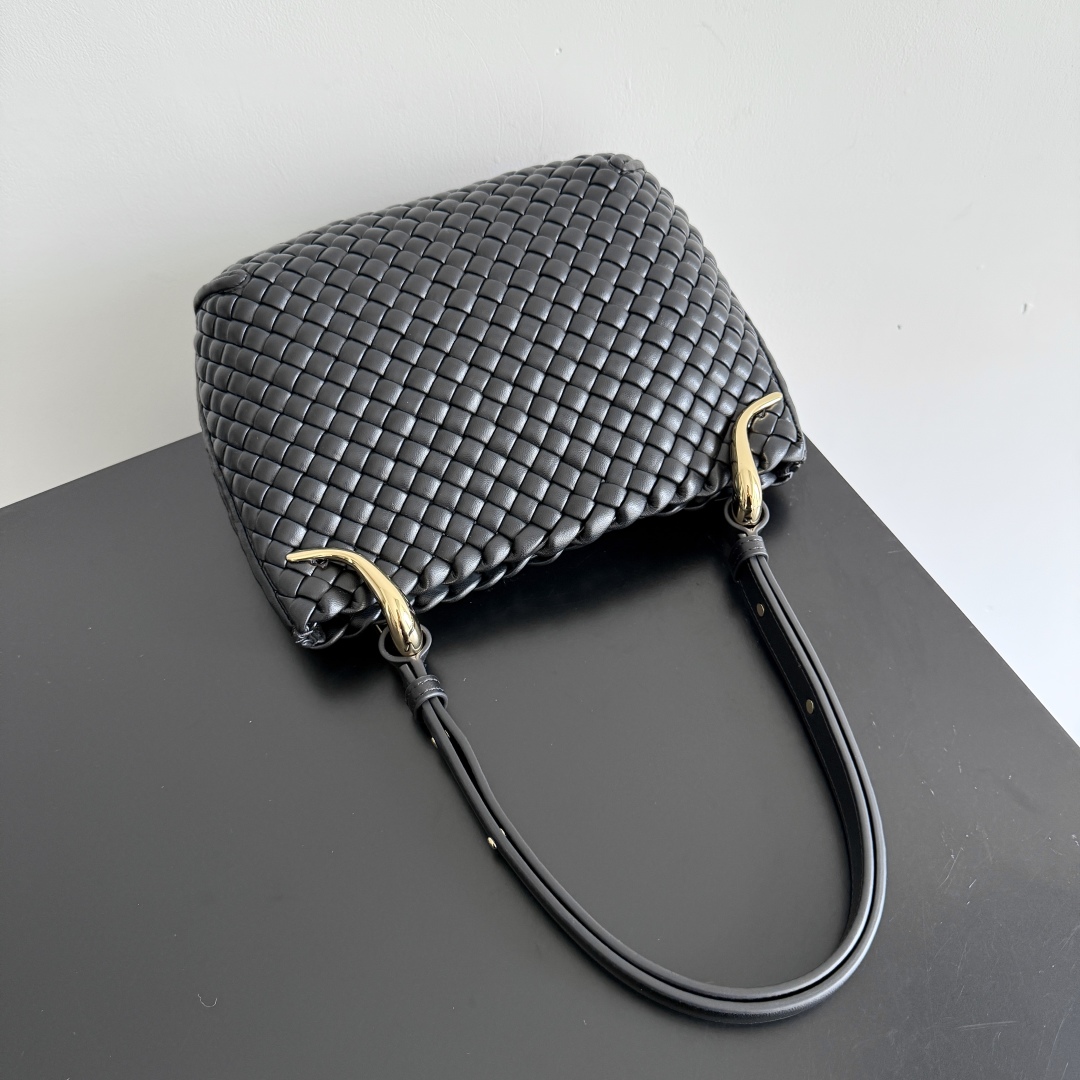 Bottega Veneta Early Spring New ier Small Arc Bag 730968