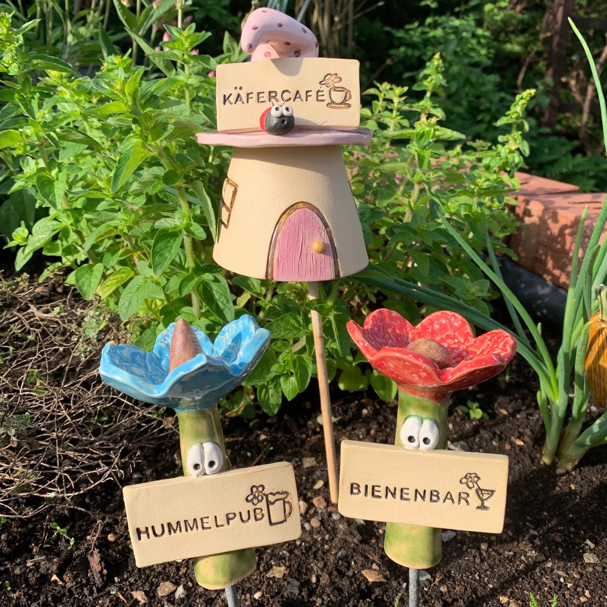 🐝Handmade Insect Drinkers – Fascinating Drinkers for Wild Bees and Insects💐