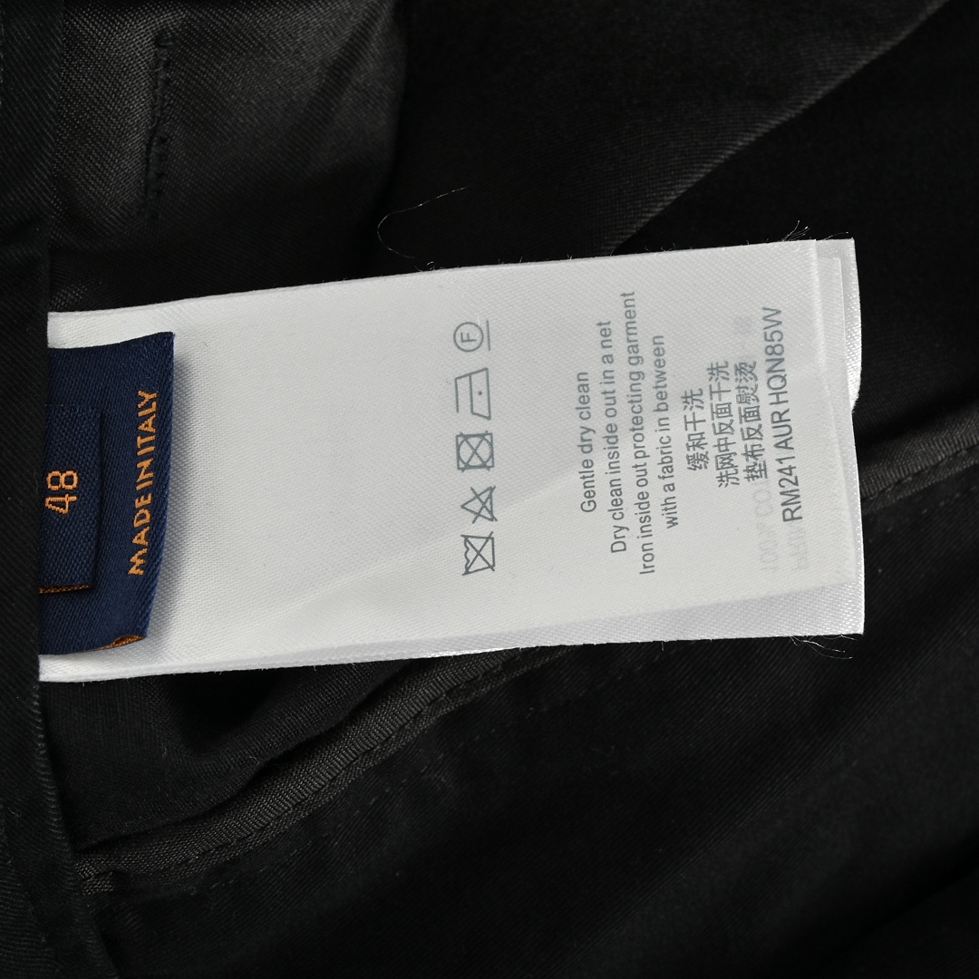 Louis Vuitton 24Fw Pocket Embroidered Label Cargo Pants
