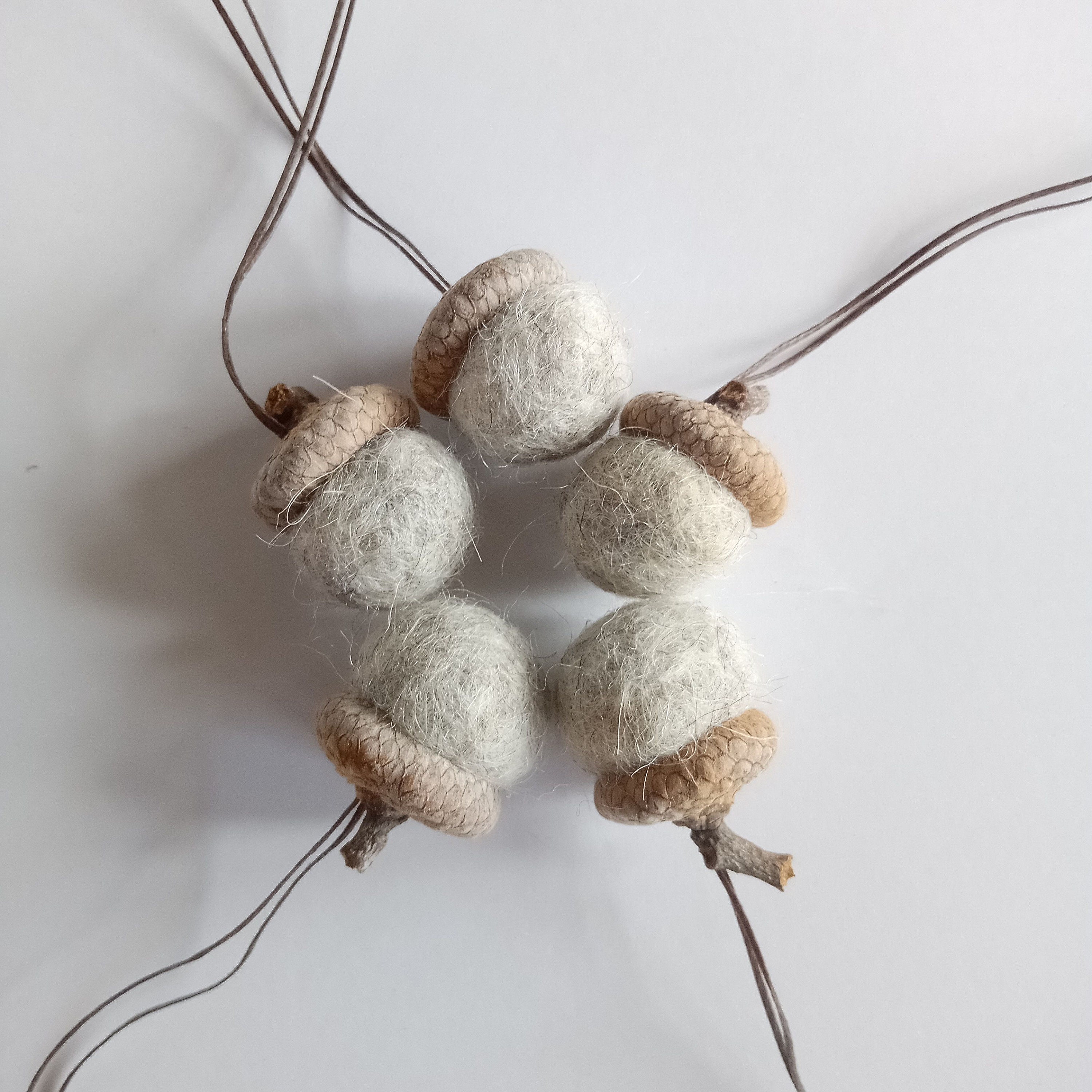 🌰Set of 5 Handmade Wool Felt Acorn Ornaments