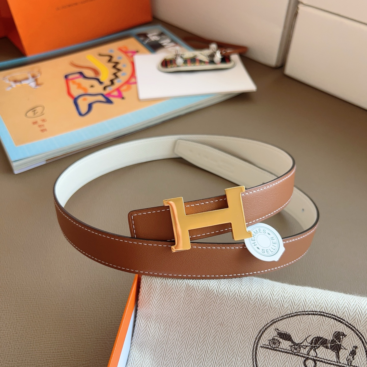 Hermès 2025 New Women's Double-Sided Belt 2.4cm Width