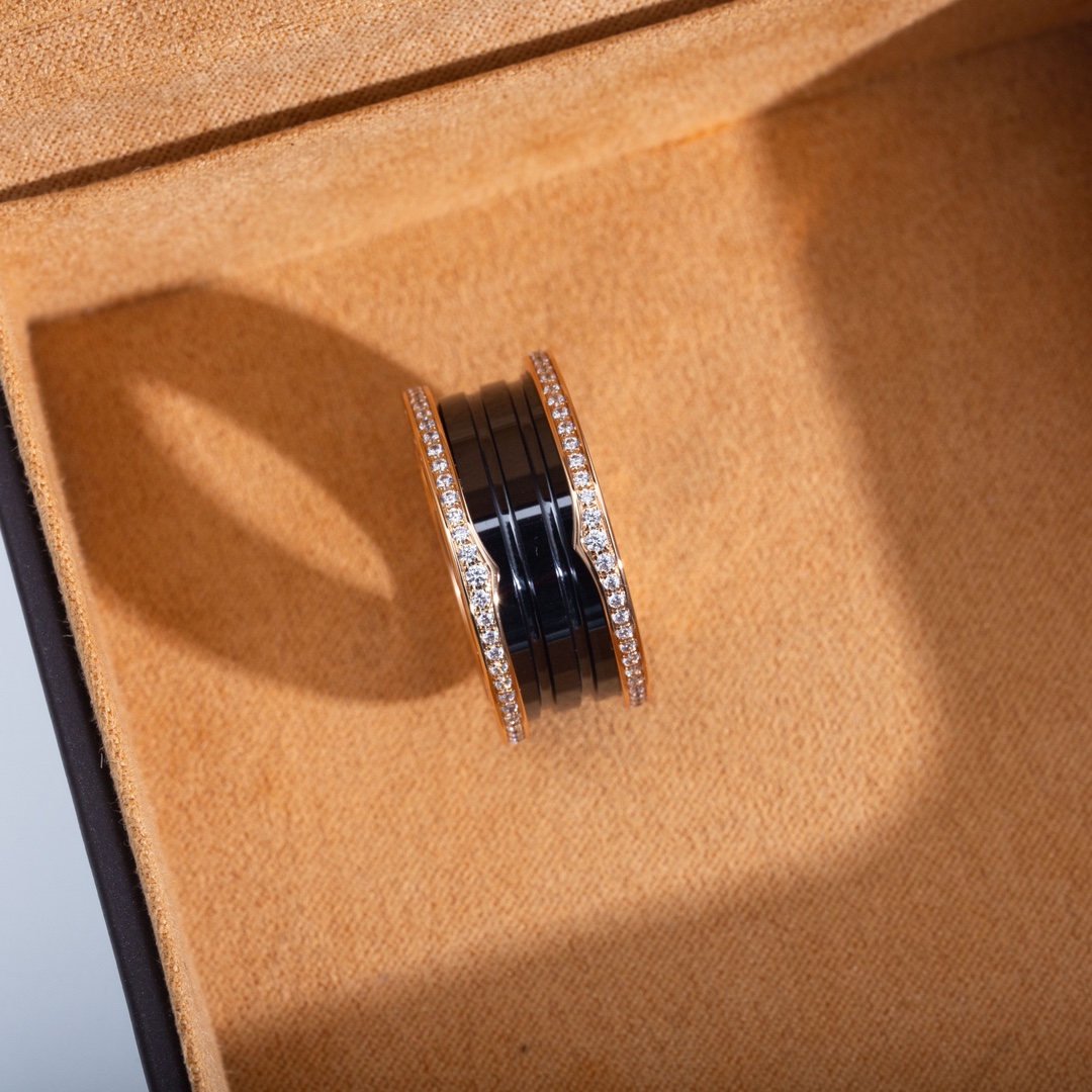 Bulgari Ceramic Diamond Ring