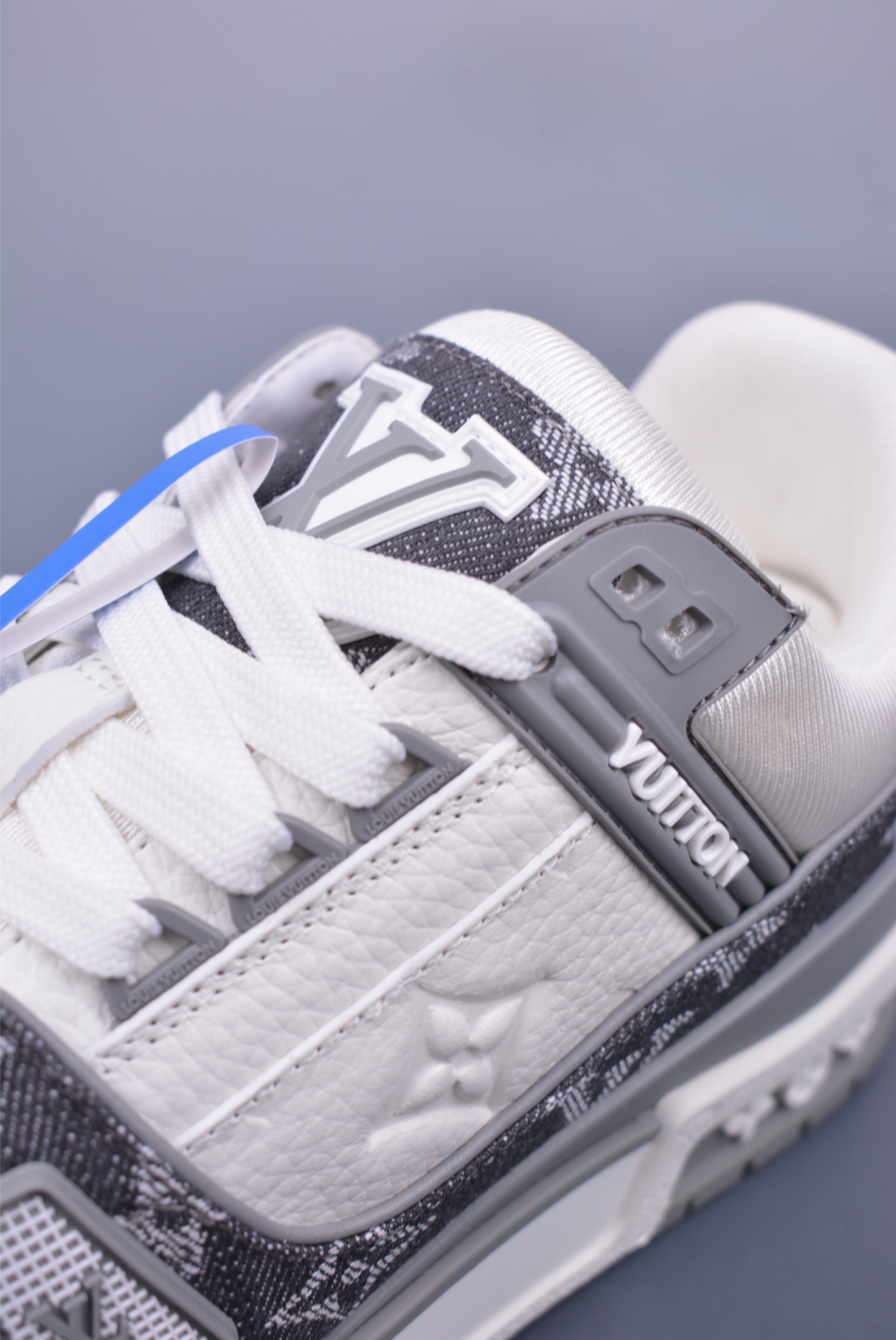 Louis Vuitton Trainer Sneaker Low 