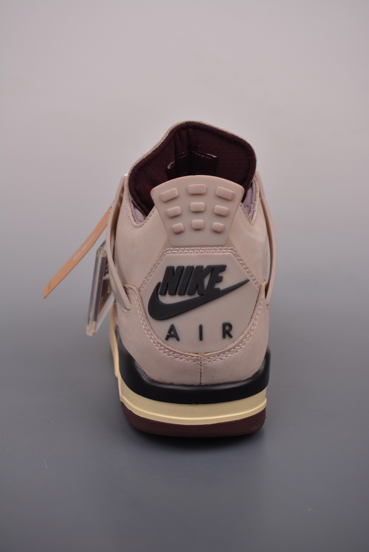 A Ma Maniére x Nike Air Jordan 4 Retro SP Fossil Stone FZ4610-200