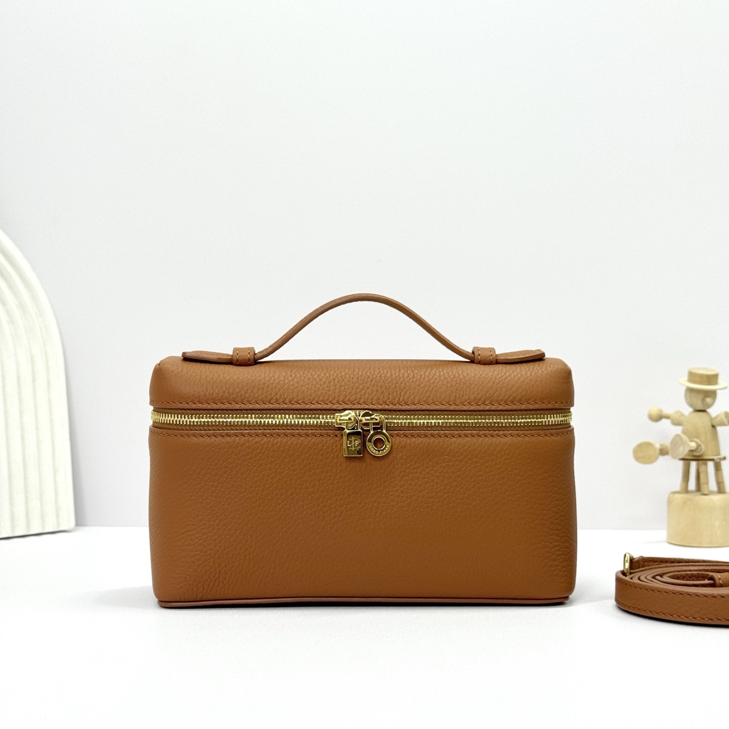 Loro Piana Extra poet L19 Clutch FAI8393