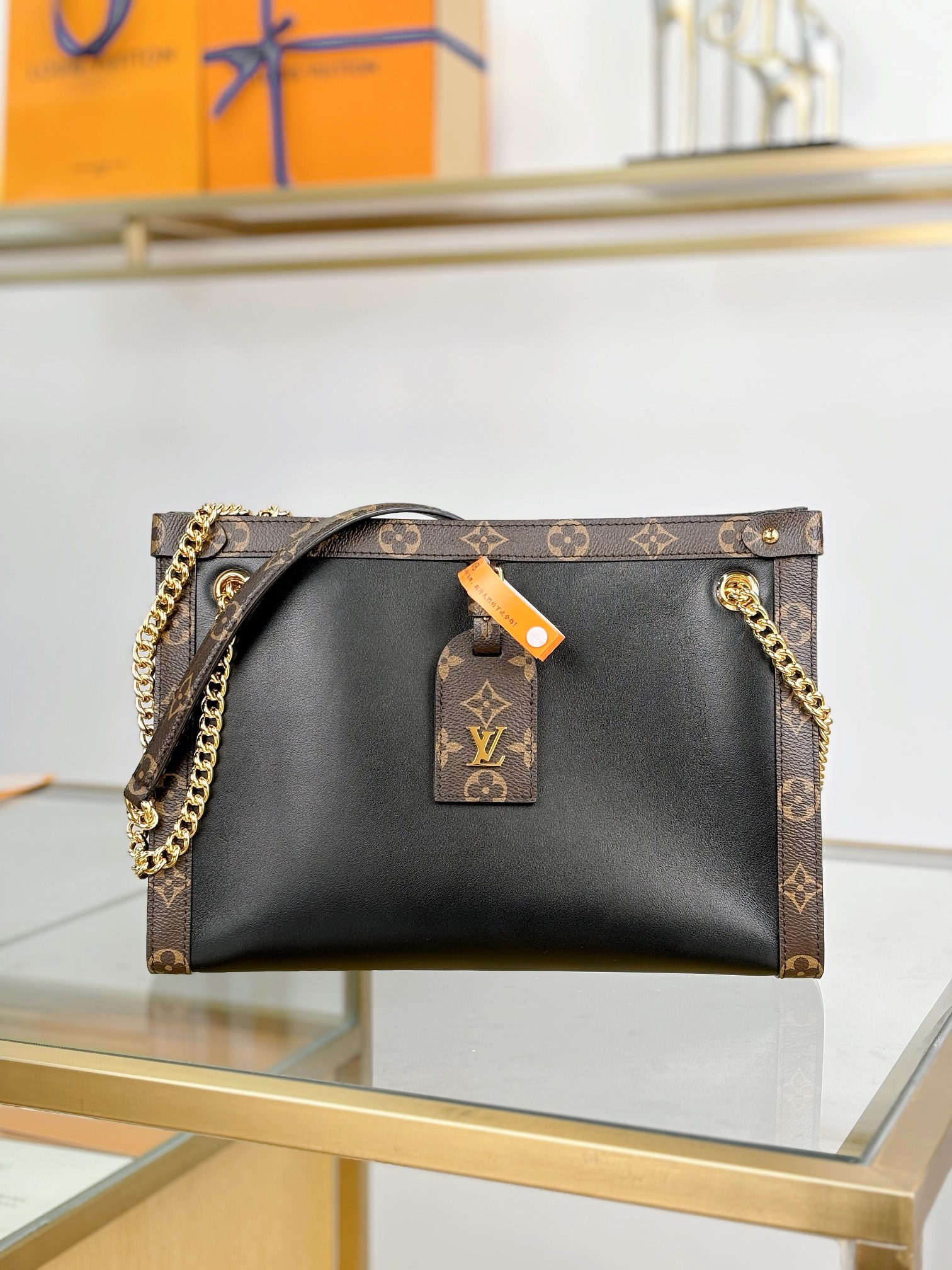 Louis Vuitton NOVA Small Bag M13140