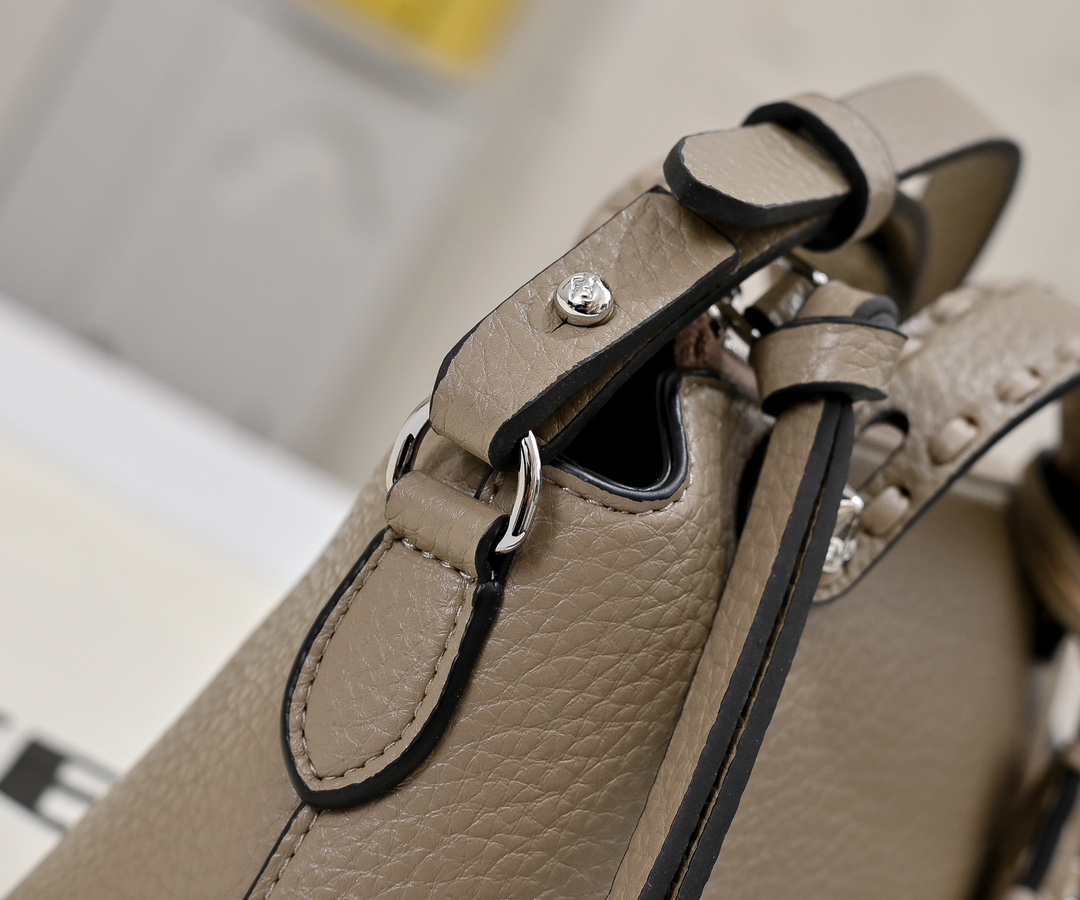 FENDI Boston Tote 1013