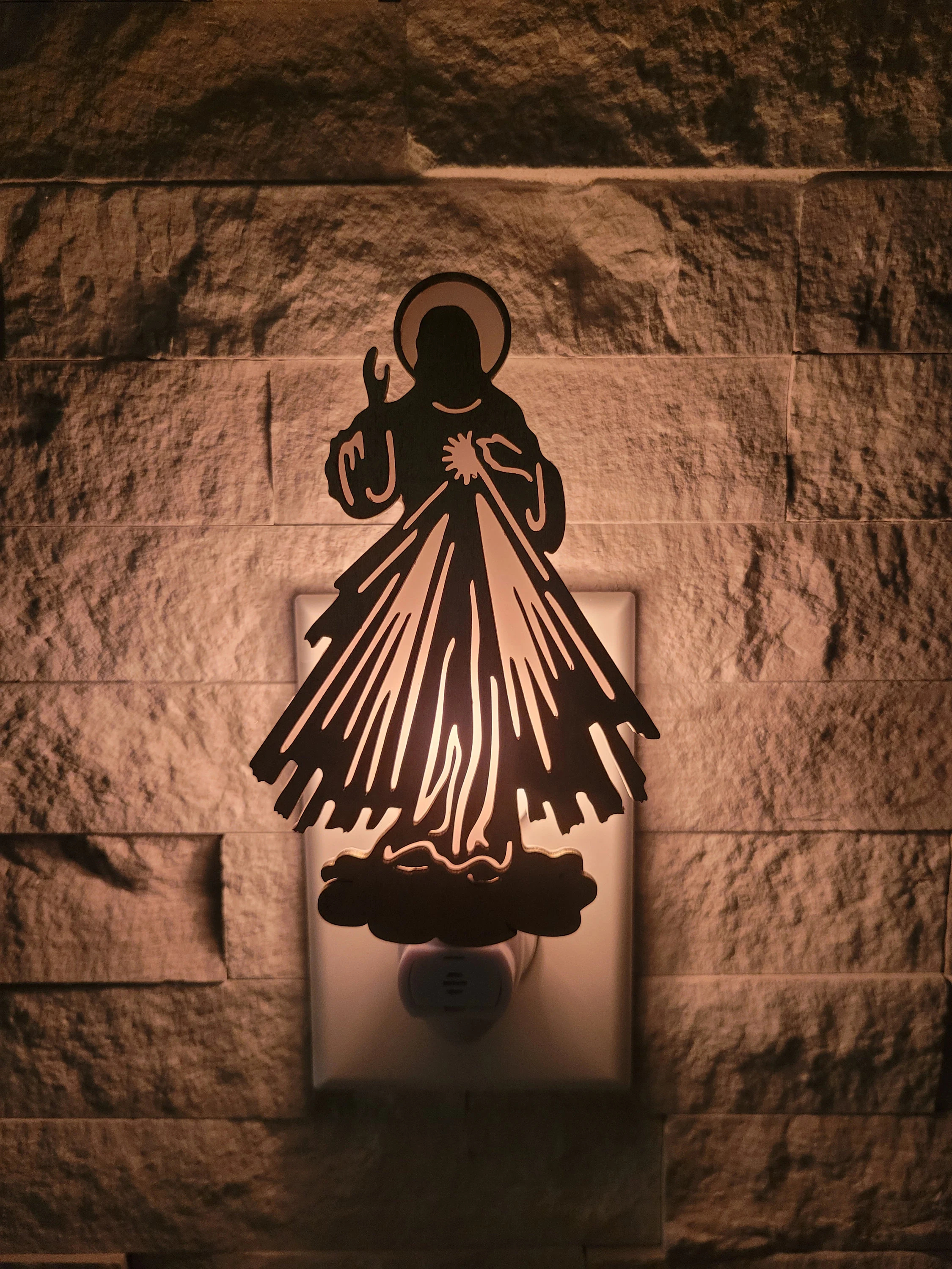 🎄CHRISTMAS ON SALE🌟Divine Mercy Night Light – A Glow of Faith for Your Home!
