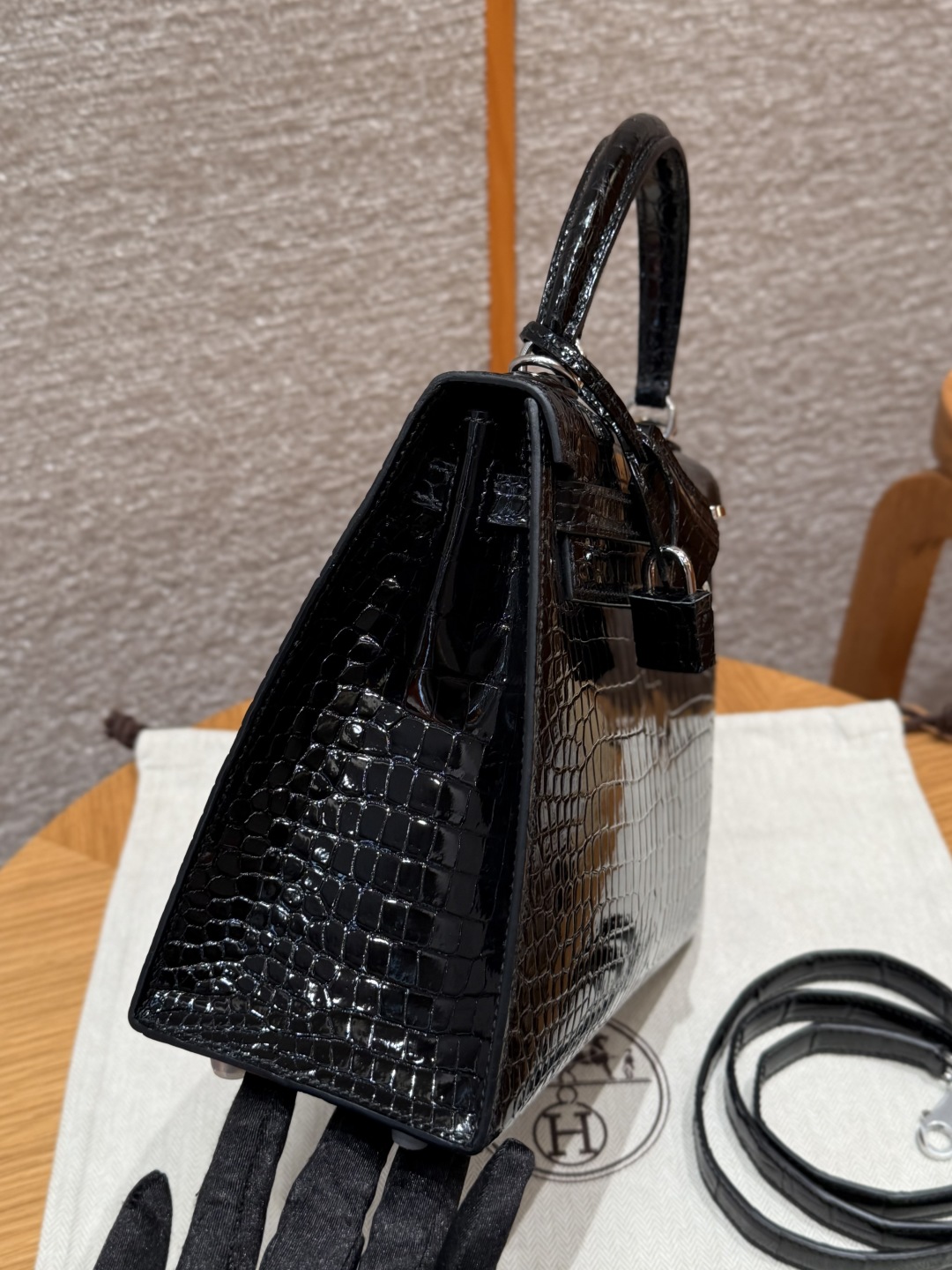 Hermès Kelly 89Noir (Handmade to order)