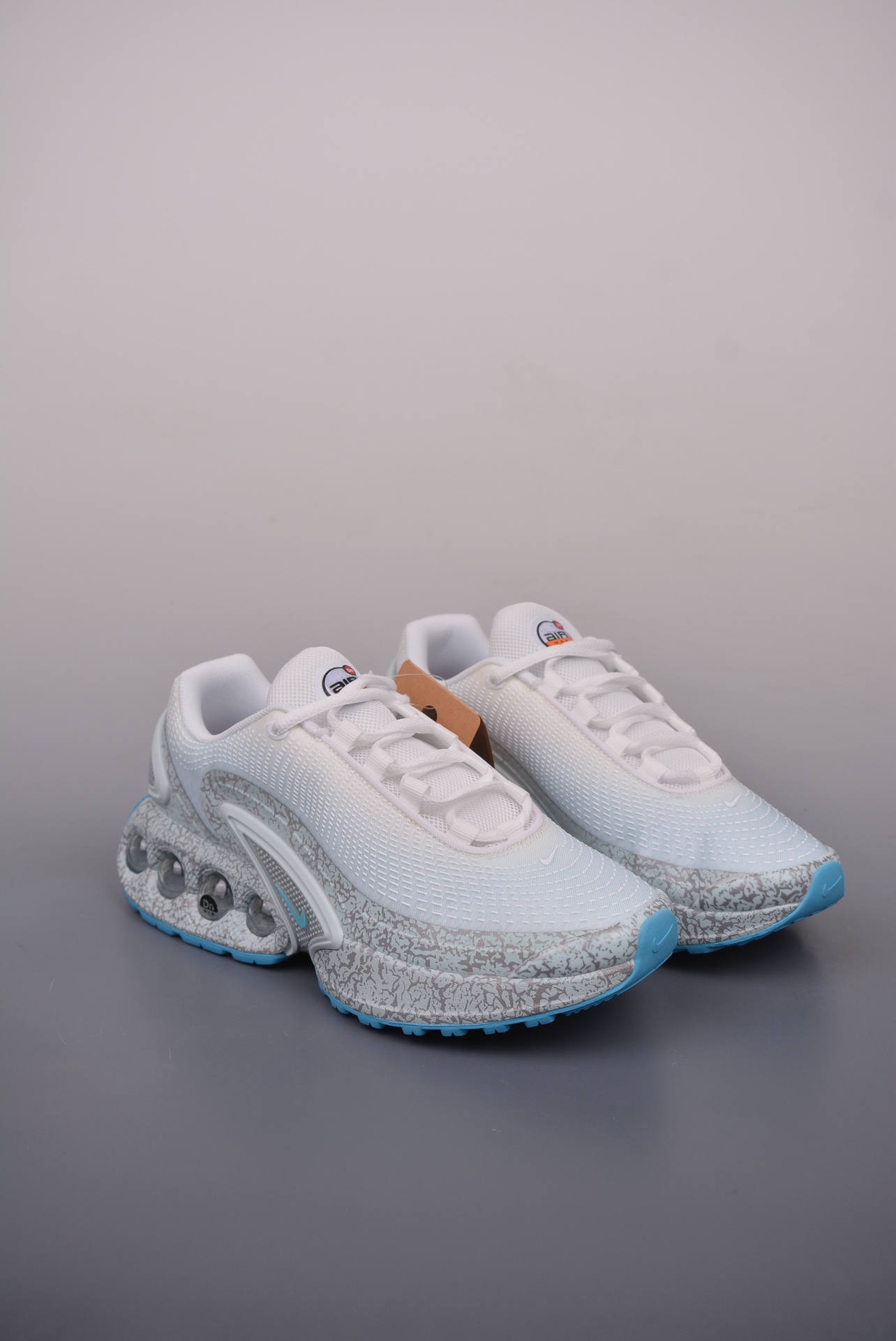 Nike Air Max Dn air cushion running shoes HM5653-440