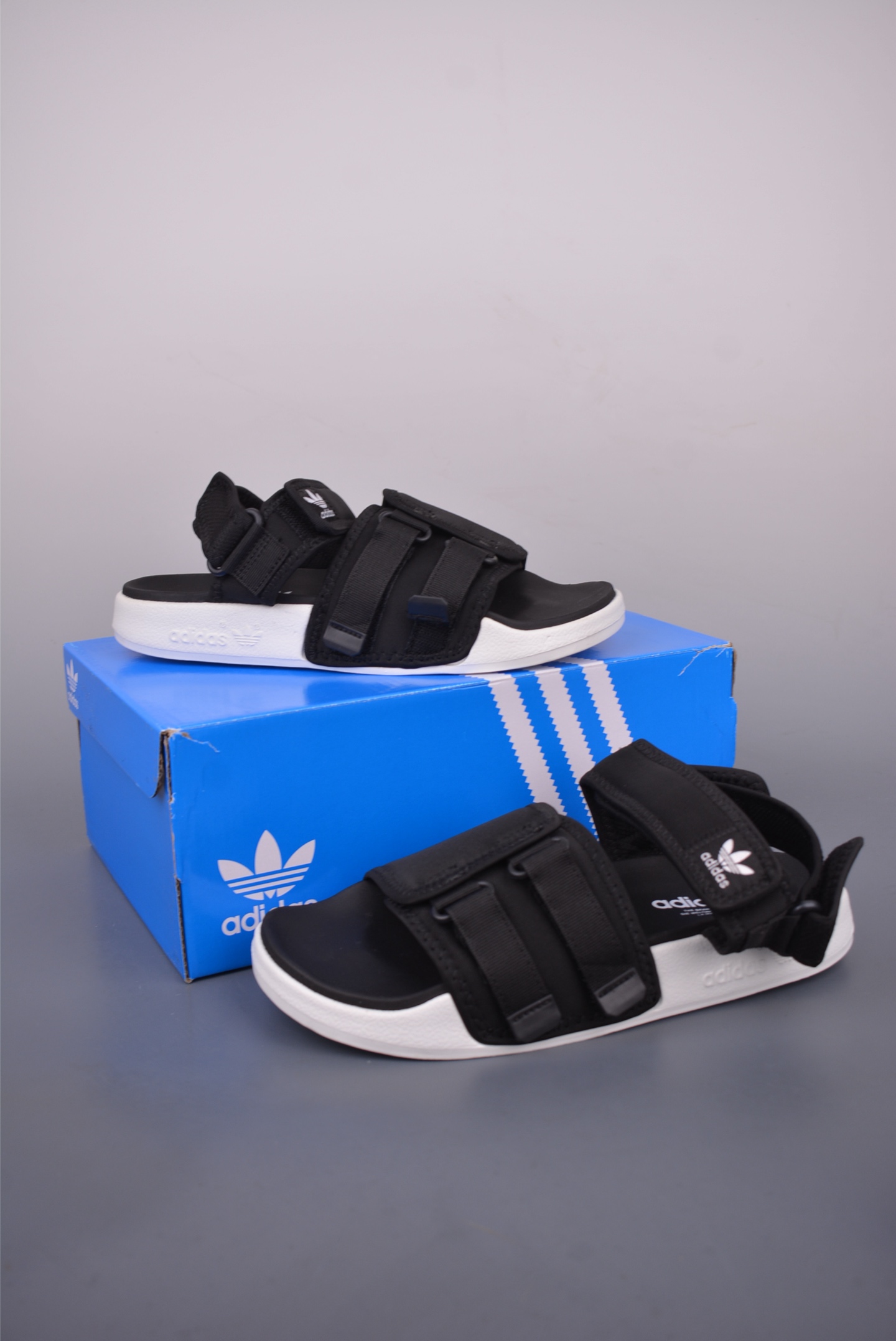 Adilette Sandal 4.0 HP3096