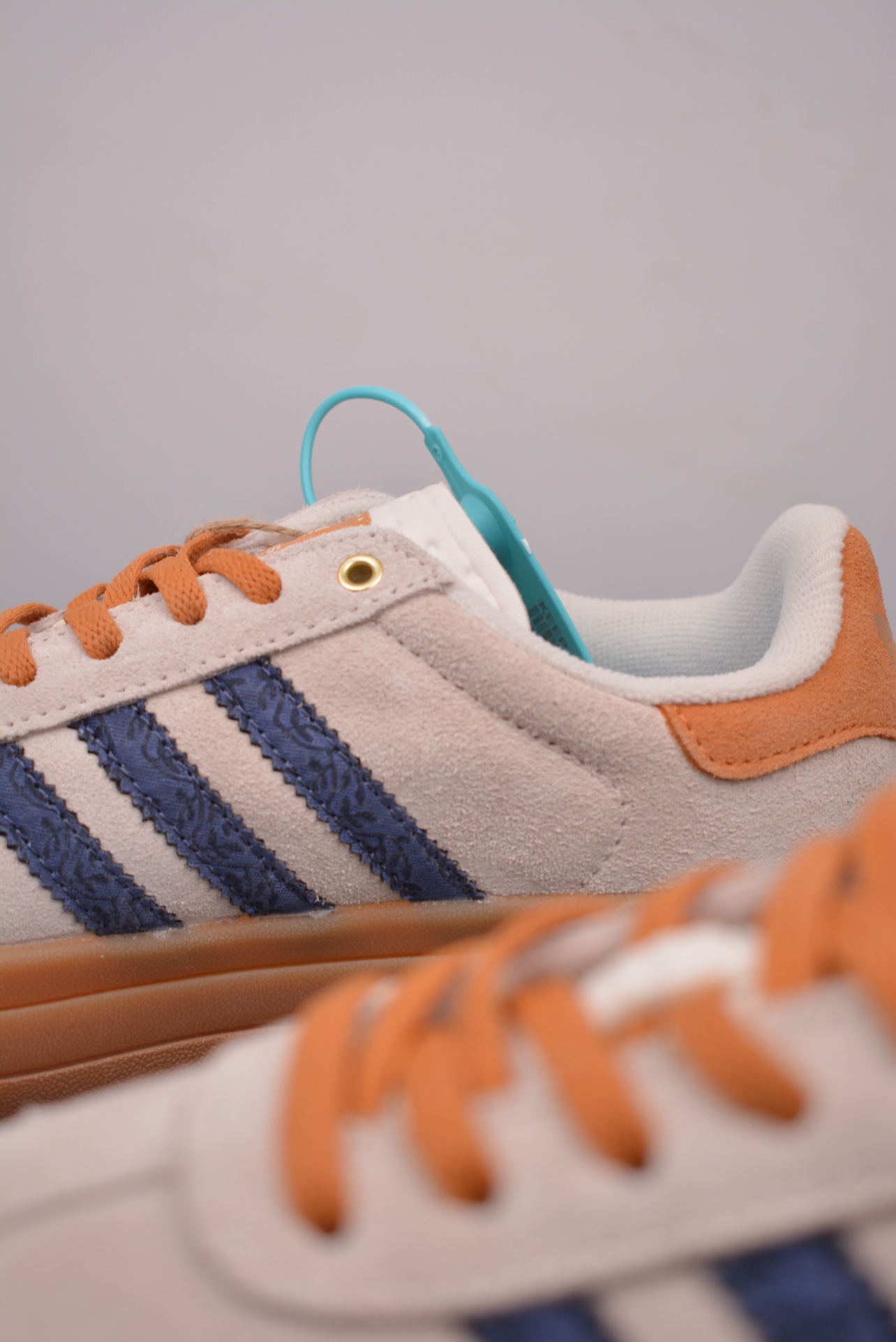Adidas Originals Gazelle Bold Khaki Dark Blue JQ0955