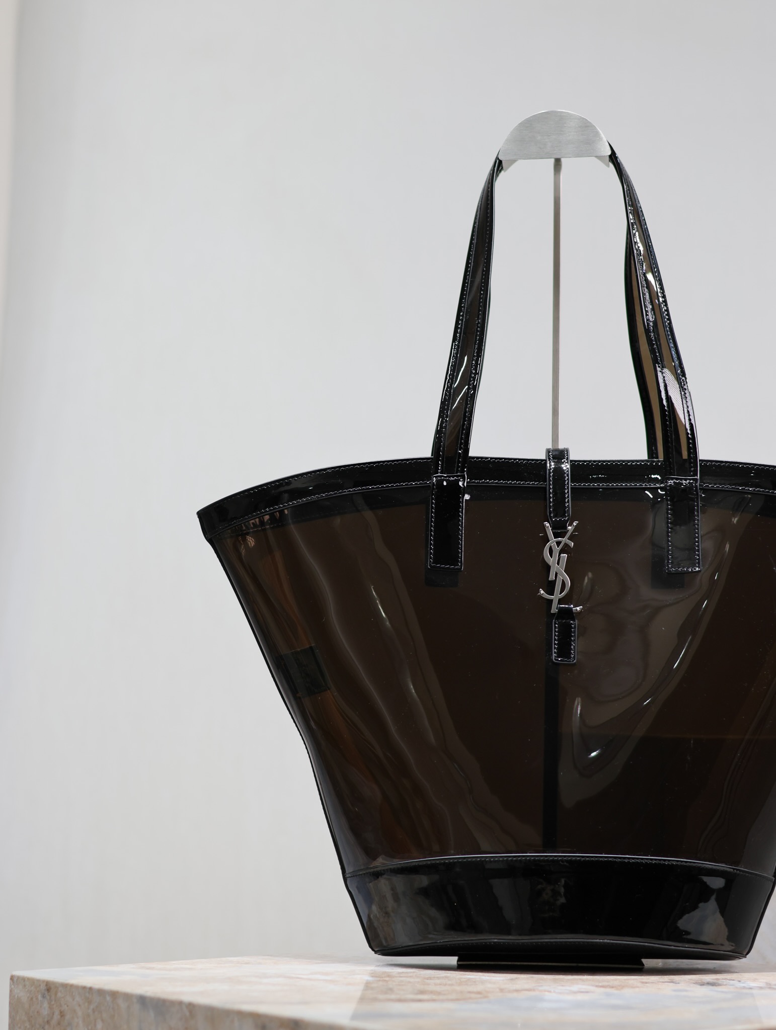 Yves Saint Laurent PANIER bucket bag 773697