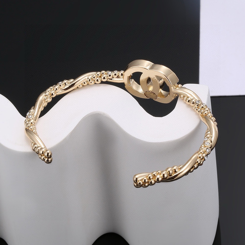 Chanel twist diamond bracelet