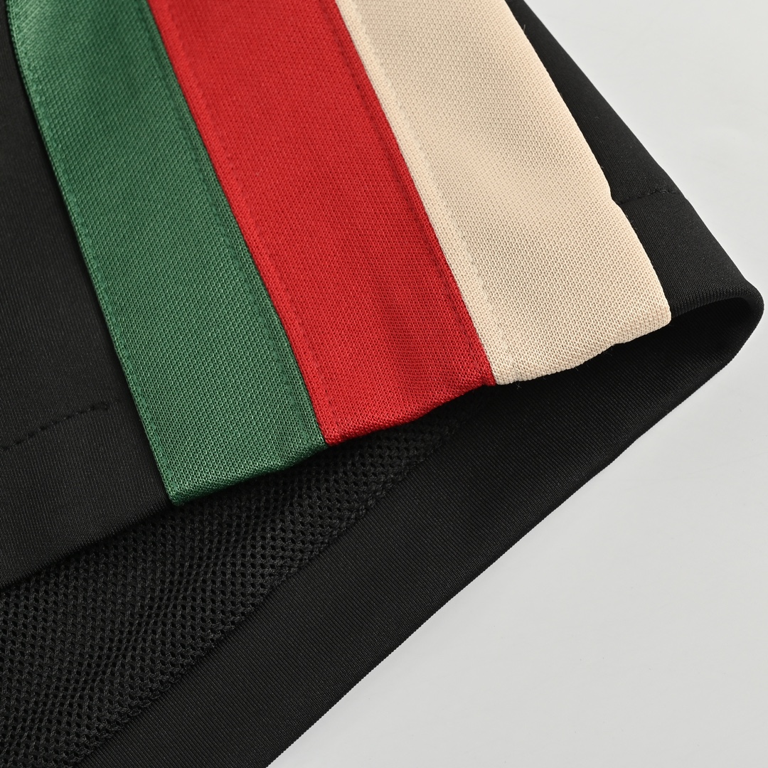 Gucci tricolor stripe pocket logo shorts