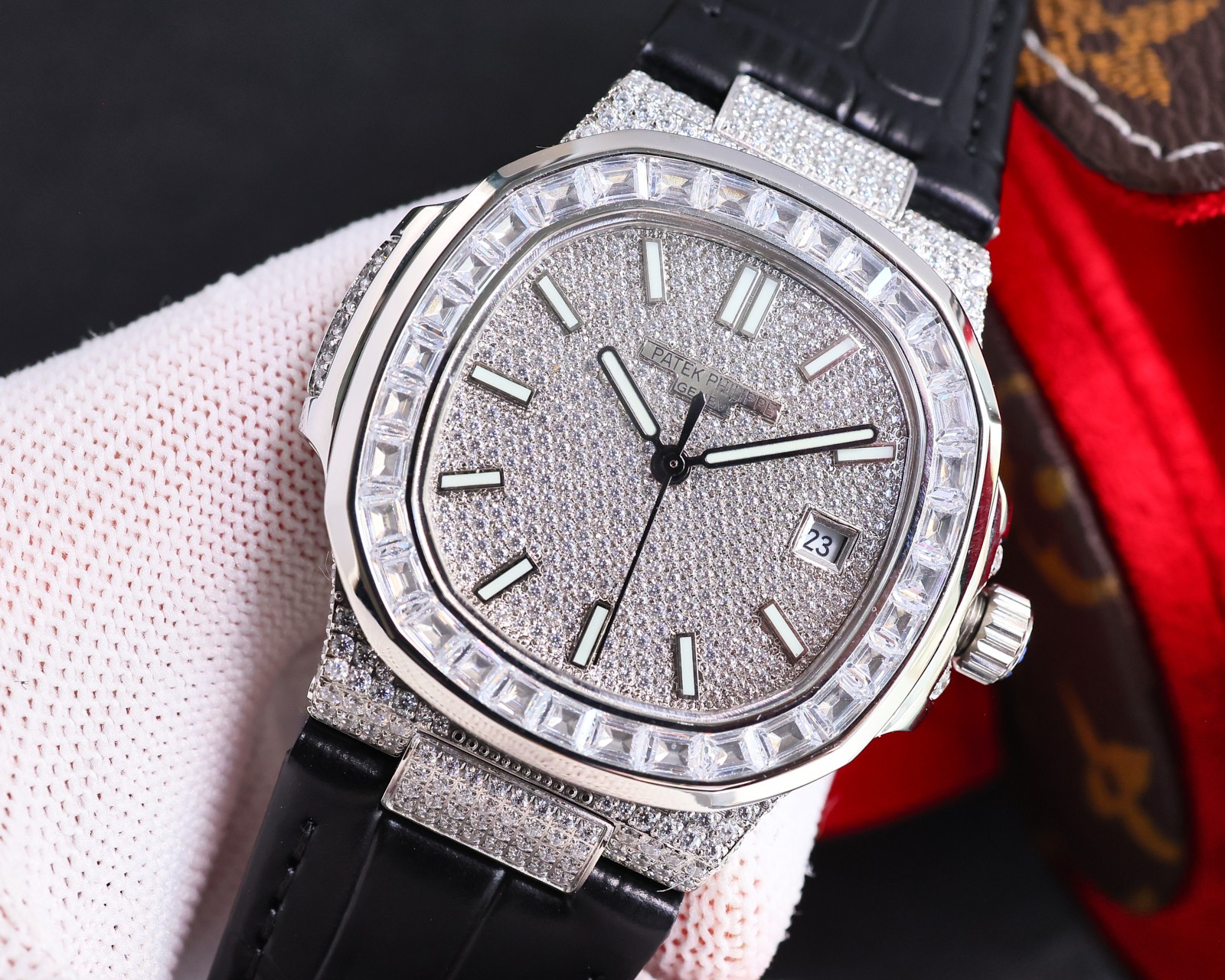Patek Philippe Diamond Limited Edition Series Nautilus 5711