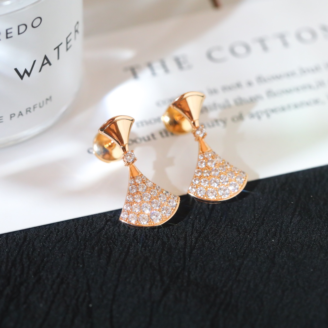Bulgari full diamond fan-shaped earrings