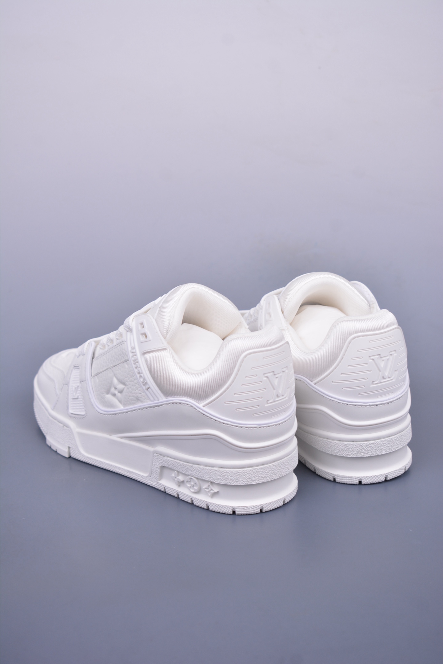 Louis Vuitton Trainer Sneaker Low 