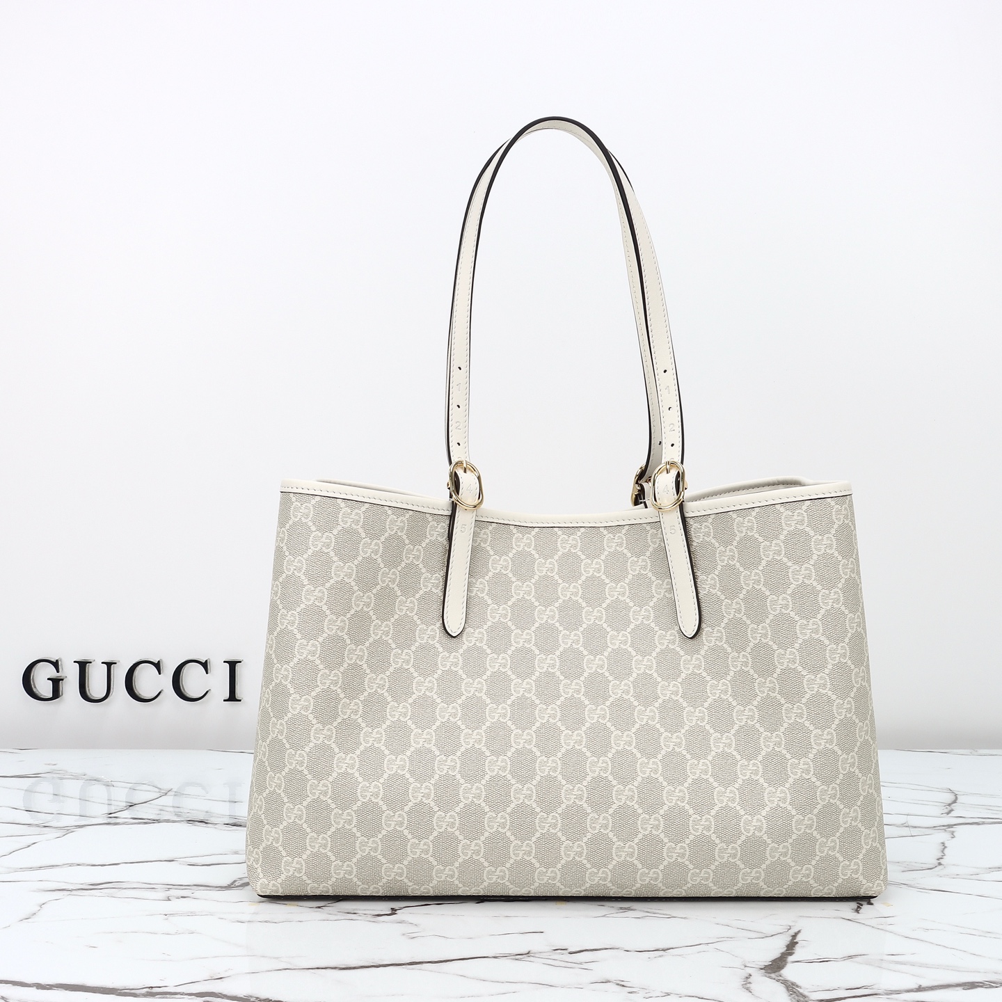 Gucci GG Emblem large tote bag ‎ 815213 FAD6L 9641