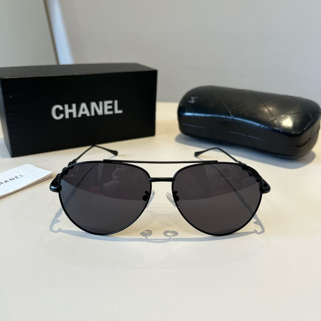 Chanel round frame sunglasses