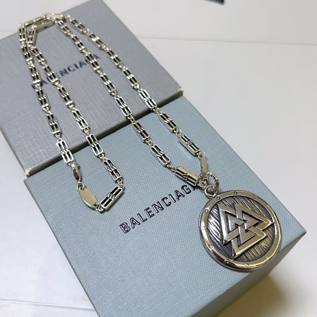 Balenciaga Round Shield Chain Vintage Necklace