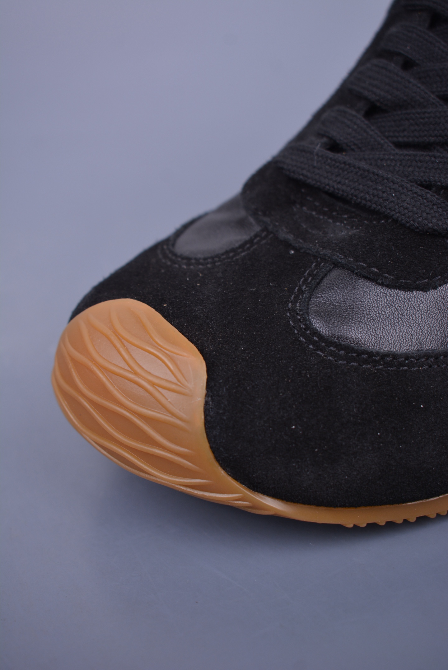 Loewe Ballet Runner 2.0 Sneakers Black M816282XB3-2100